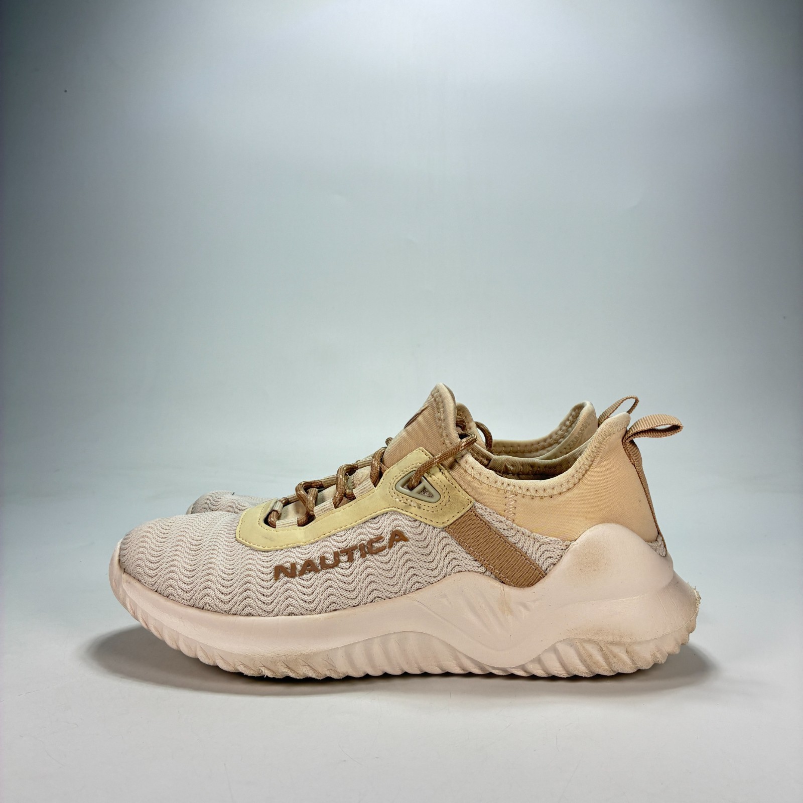 Nautica Danville Beige Pale Peach Casual Walking Sneakers Shoes Women’s Size 7.5