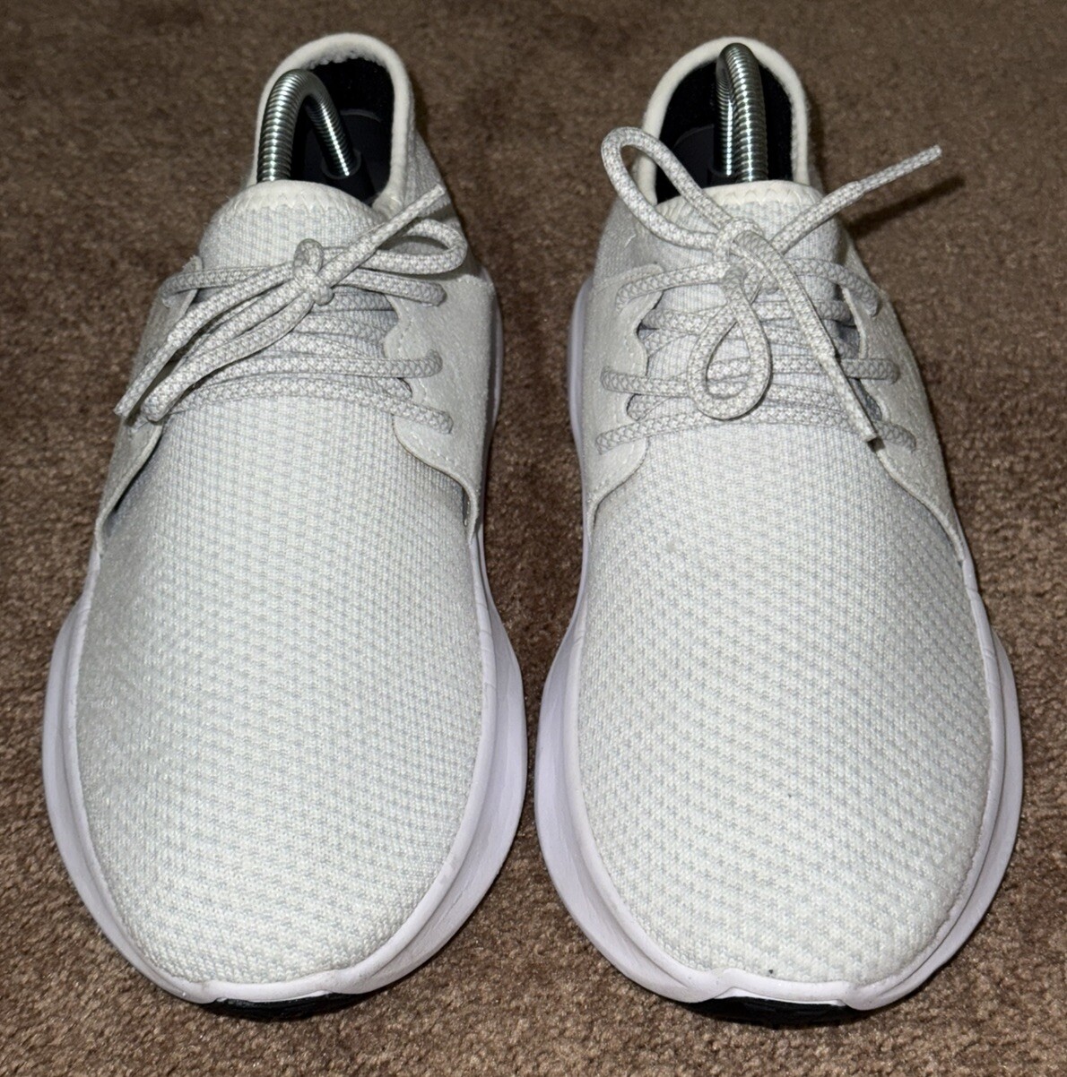 VESSI Waterproof Knit Everyday Classic sneakers shoes Women’s Size 7 Pearl white
