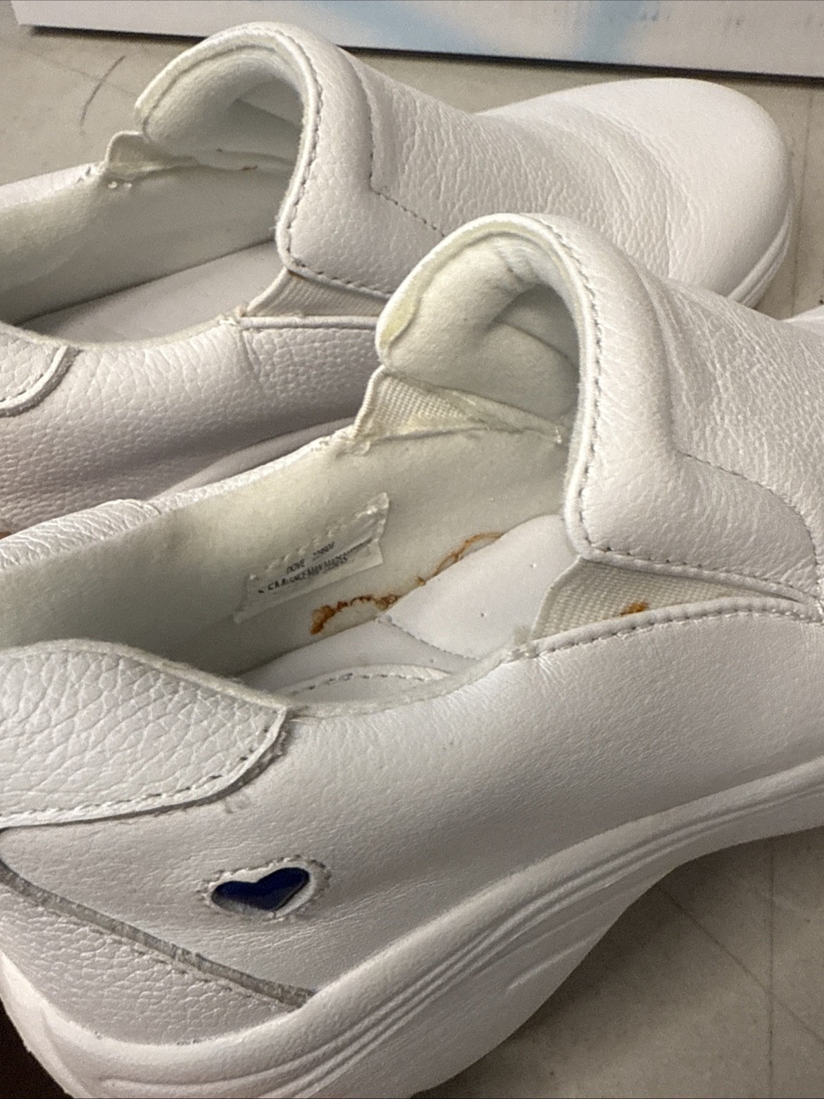 Nurse Mates Womens Dove Oxford, White Size 5.5M