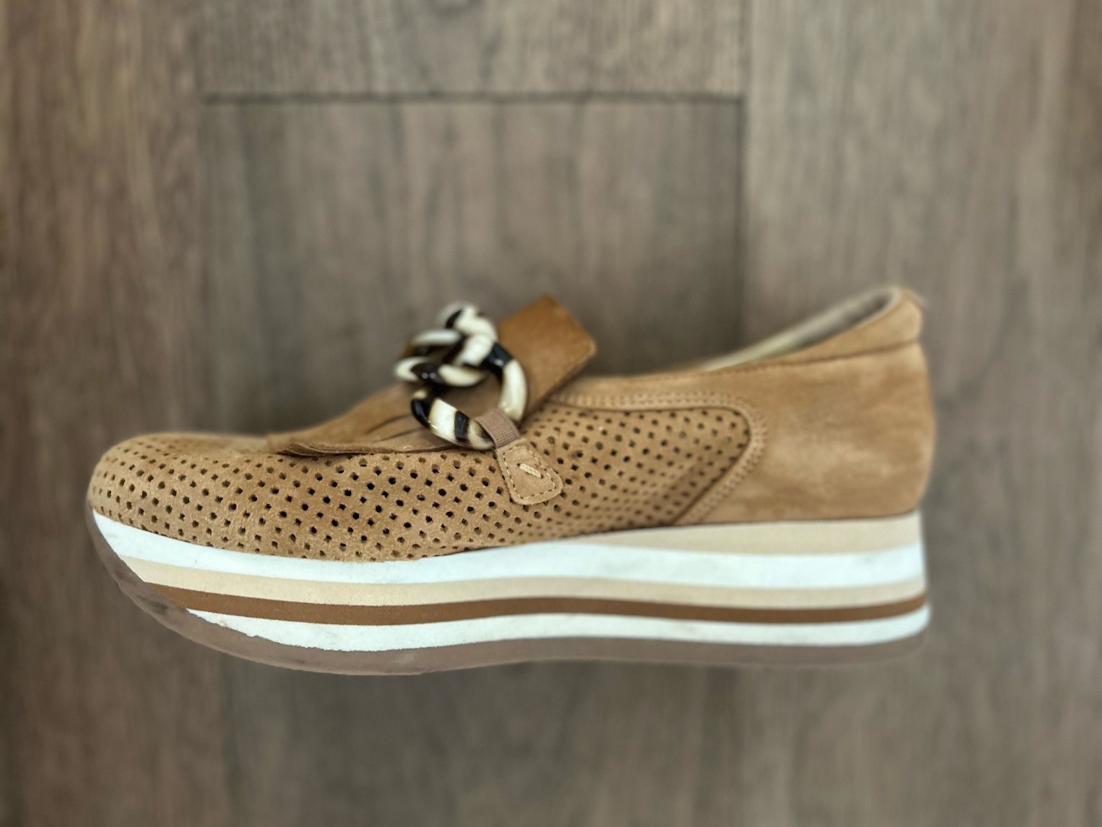 Softwaves Cadie Wedge Sneakers Tan Loafers Platform Suede Size 37.5 Women’s 7