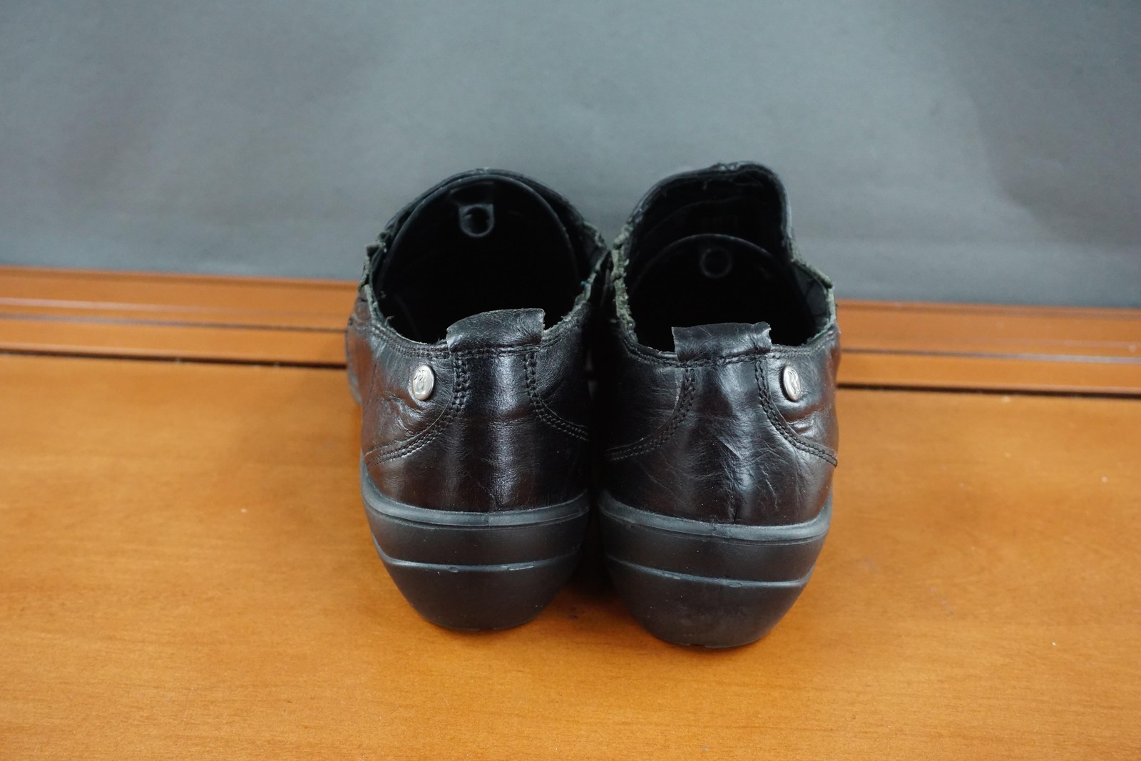 Romika Cassie Shoes Womens Size 7.5 Black Leather Slip On Comfort Casual Walking