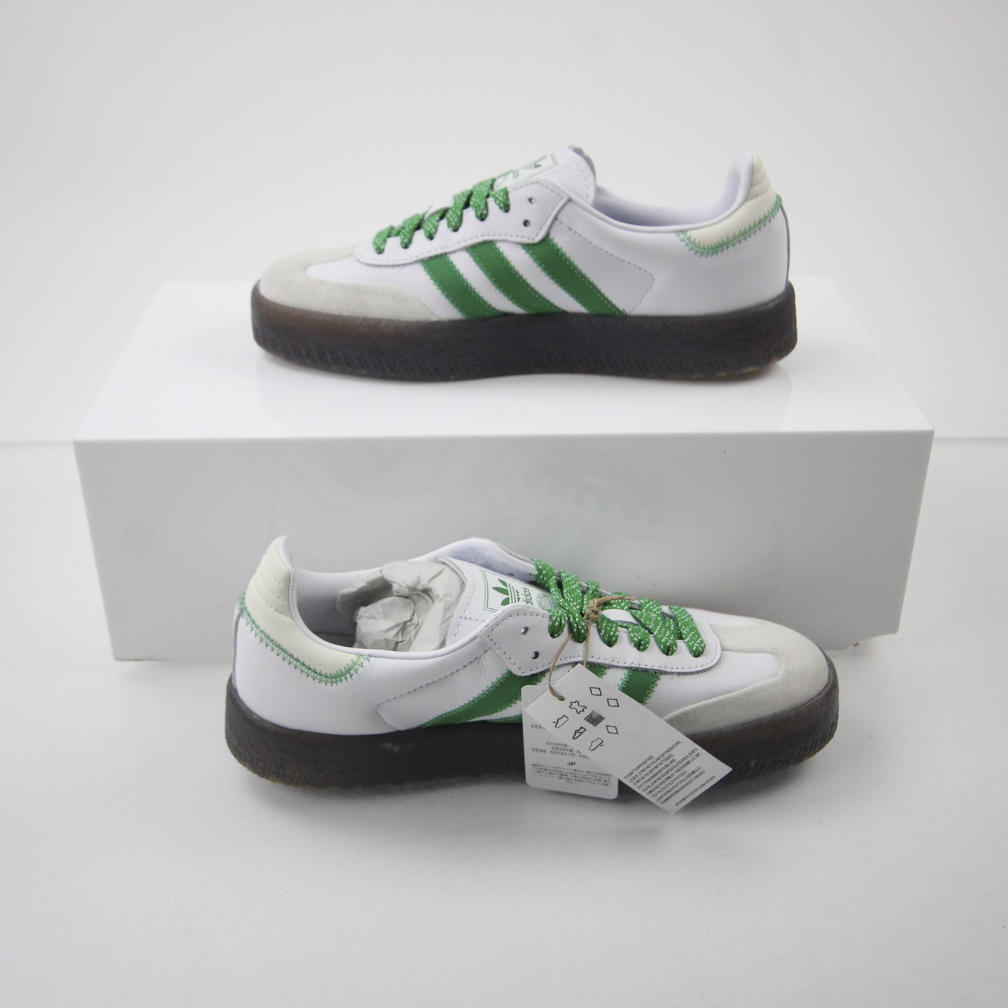 adidas Samba Casual Shoes Women’s White New without Box Multiple Sizes