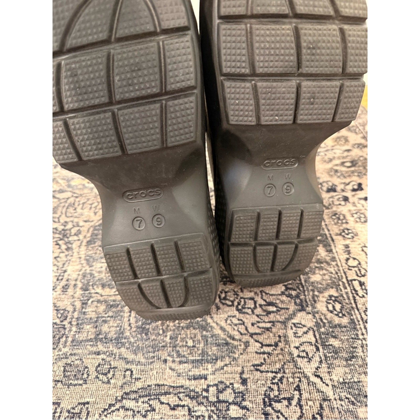 Crocs Women’s 9 Stomp Black Croslite Platform Slip-On Chunky Clogs Mule Loafers