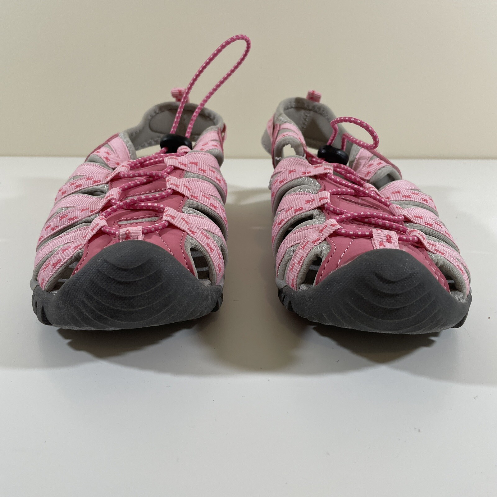 Women’s Sports Hiking Walking Sandals Size 6 Breast Cancer Awareness Pink/Gray