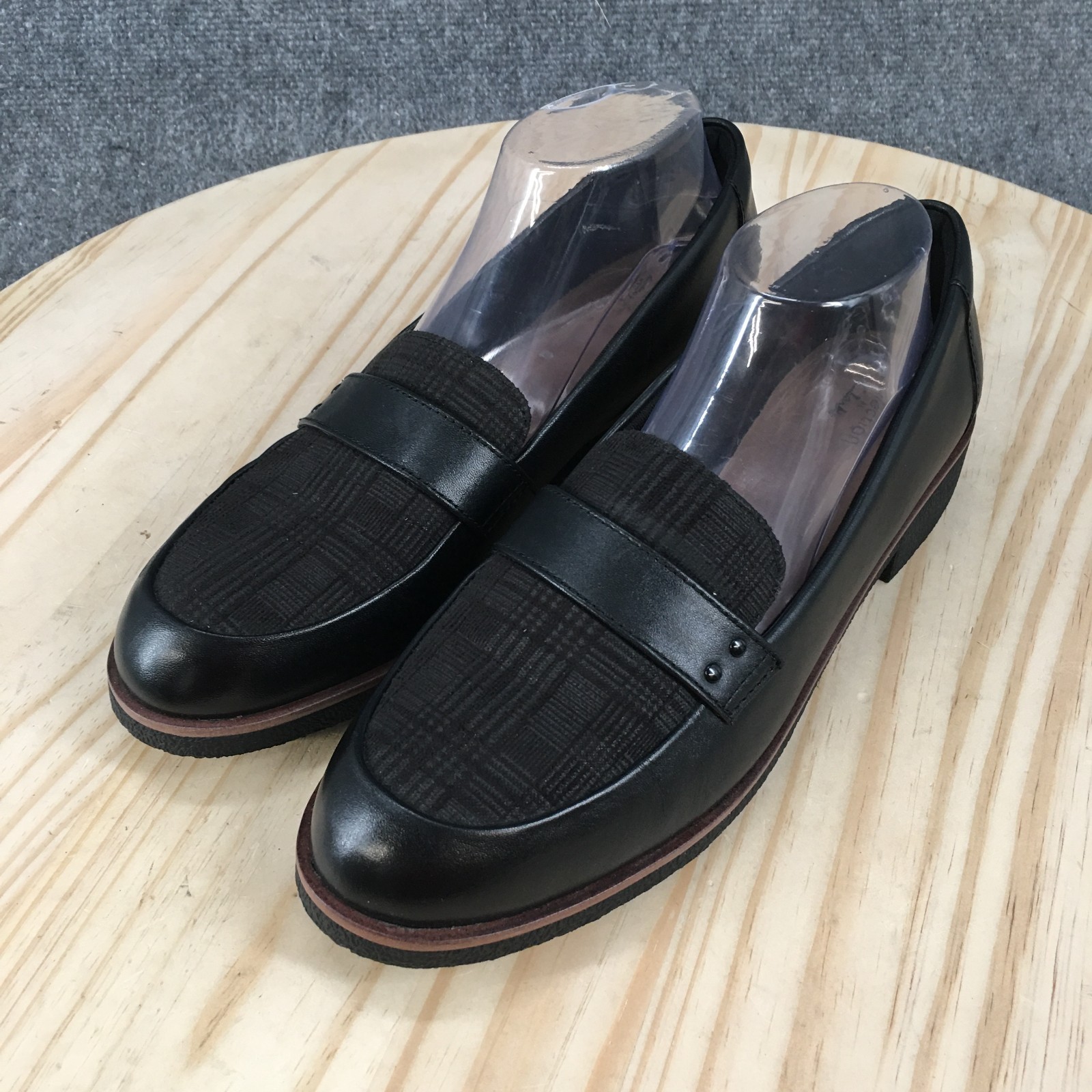 Clarks Griffin Sail Shoes Womens 10 M Casual Slip On Plaid Loafers Black Leather