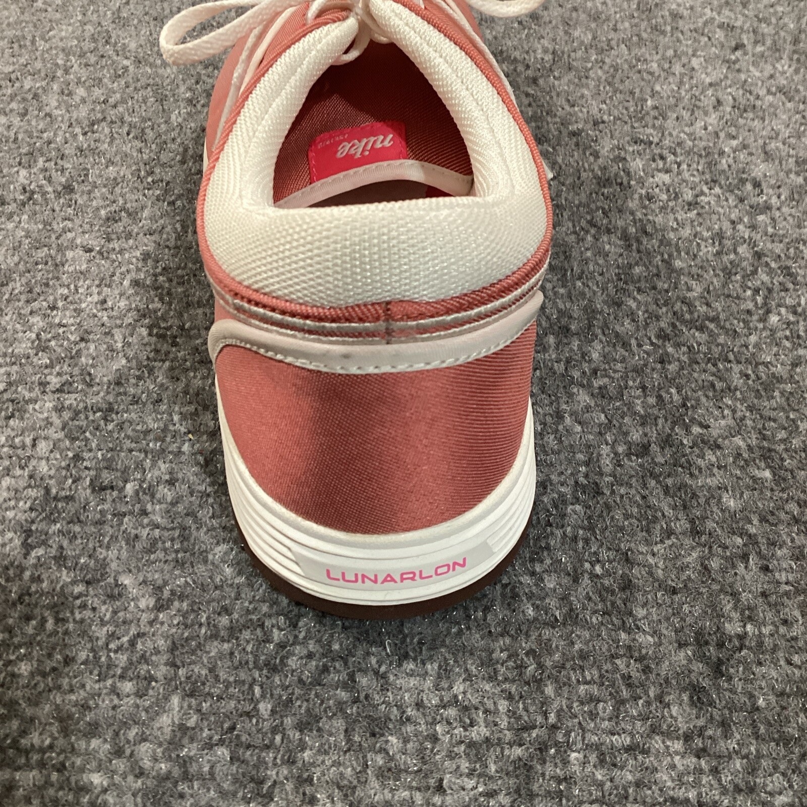 Nike Golf Shoes Womens 8 Pink Lunarlon Duet Spikeless Redwood 549593-800 Lace