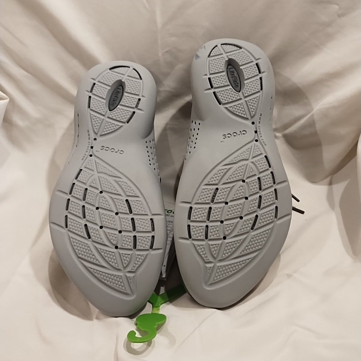 Crocs Lite Ride Unisex Shoes Black Size 6 NWT