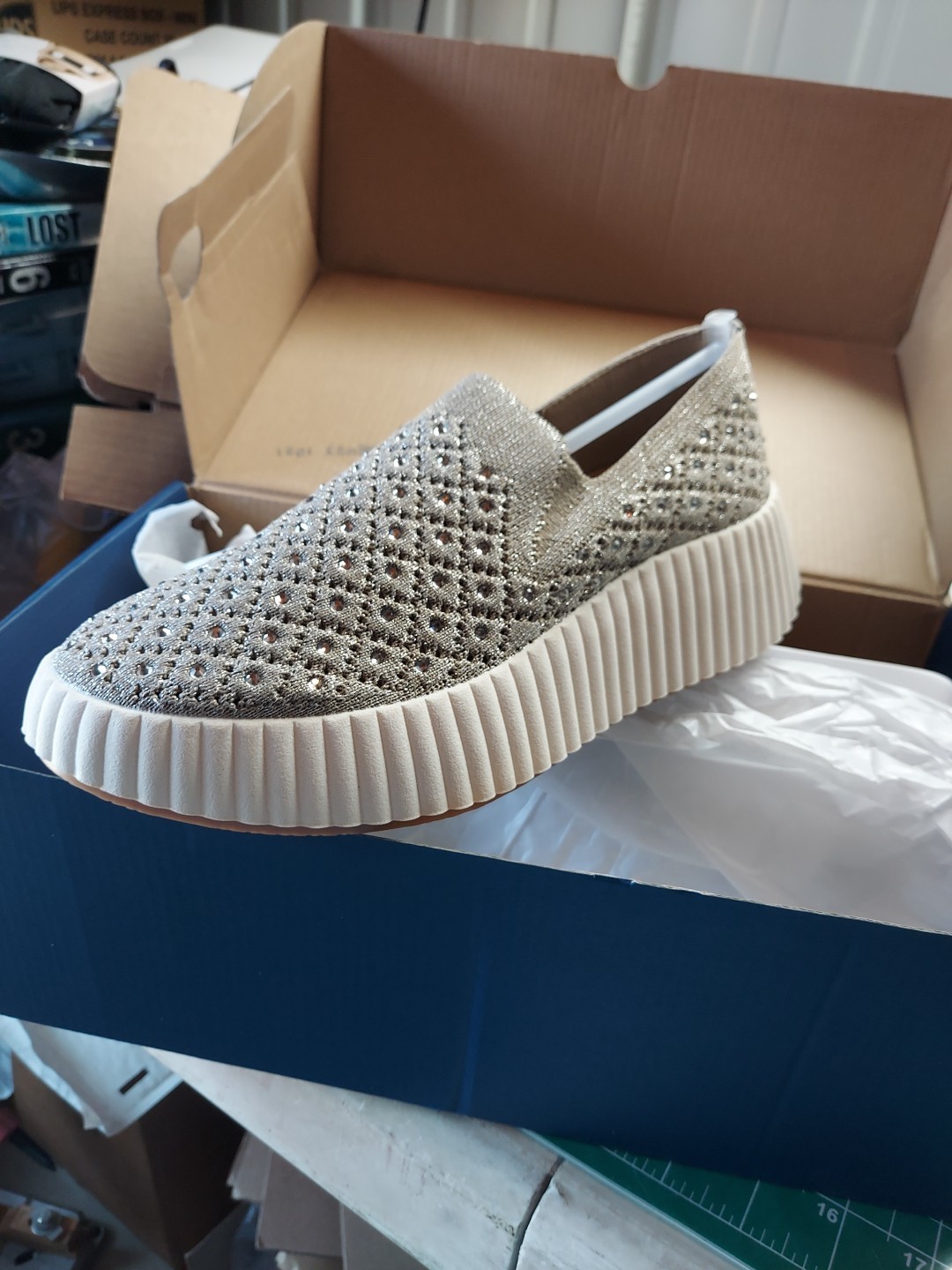 WHITE MOUNTAIN Women’s Dyles Rhinestone Woven Knit Sneaker Shoe Gold Size 7.5