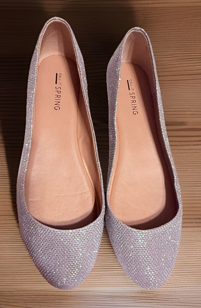 CALL IT SPRING Women’s Ballet Flat Slip on Shoes ~ Silver ~ Size US 7.5 NWOT
