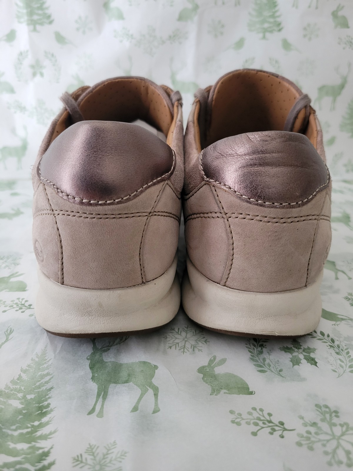 Clarks Un Adorn Lace Womens 11M Taupe Nubuck Leather Comfort Walking Shoes Beige