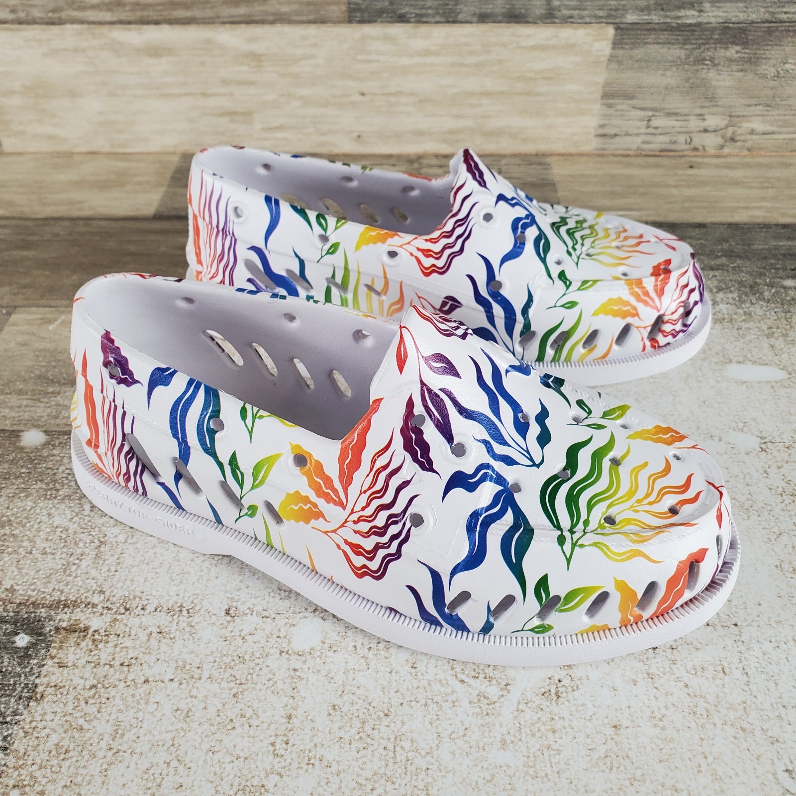 Sperry Authentic Original Float Pride Boat Shoes Womens Sz 5 M Multi Slip On