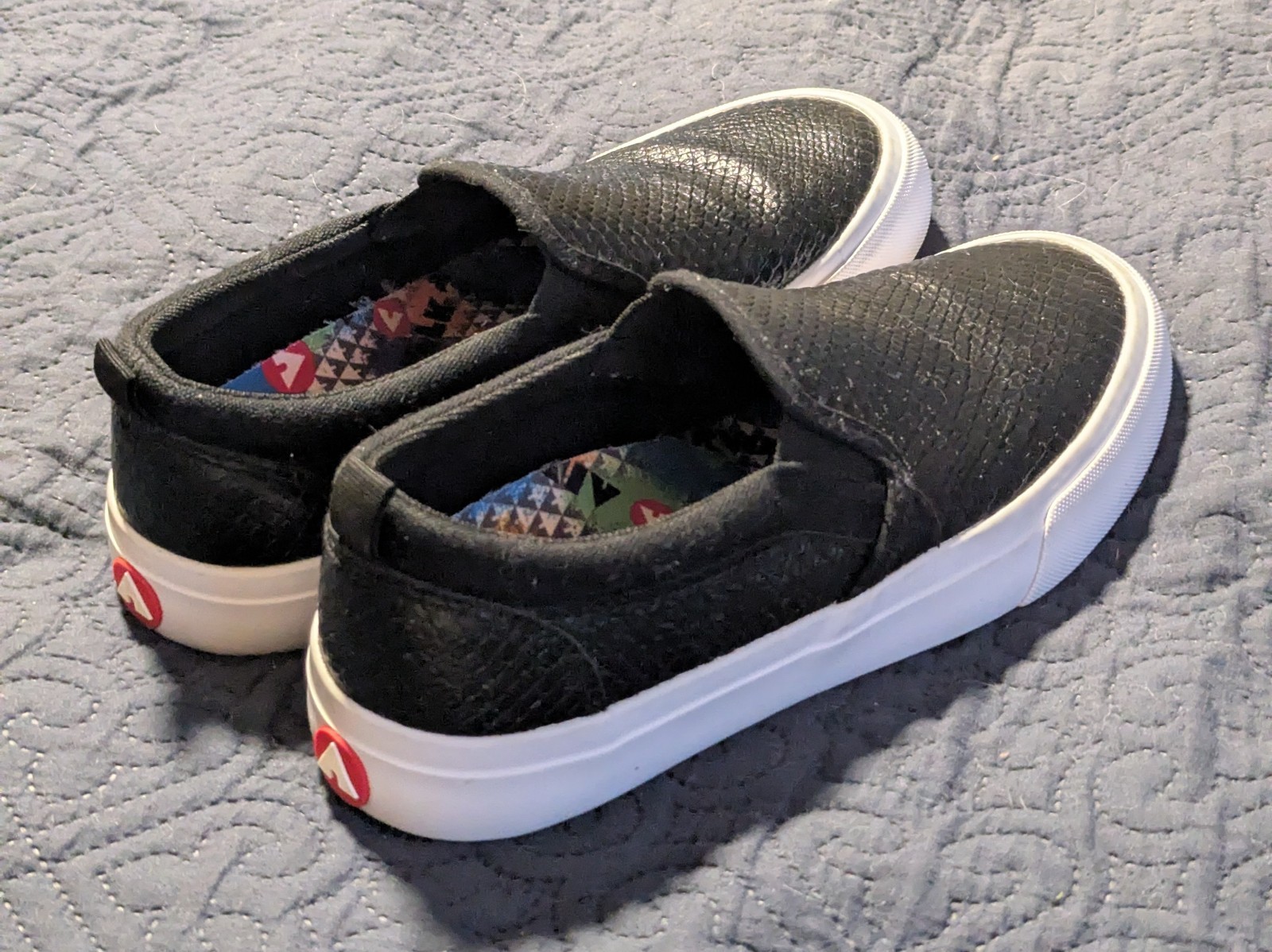 Airwalk Twin Gore Slip on Sneakers Womens size 7
