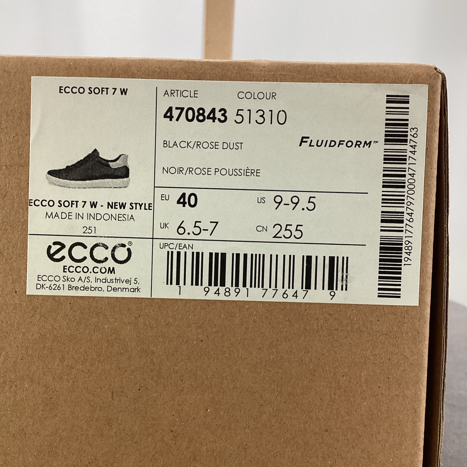 ECCO Women’s Soft 7 Sneaker in Black Leather Size 9-9.5 US 40 EU BNIB