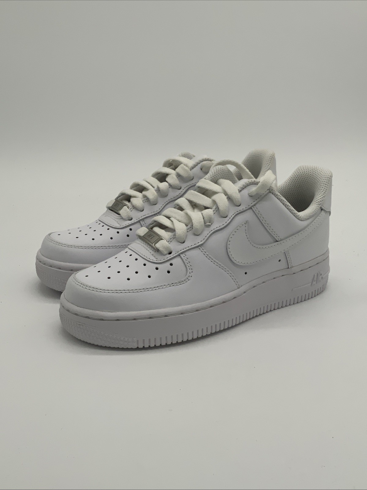 Nike Women Air Force 1 DD8959-100 White Leather Shoes Size 5