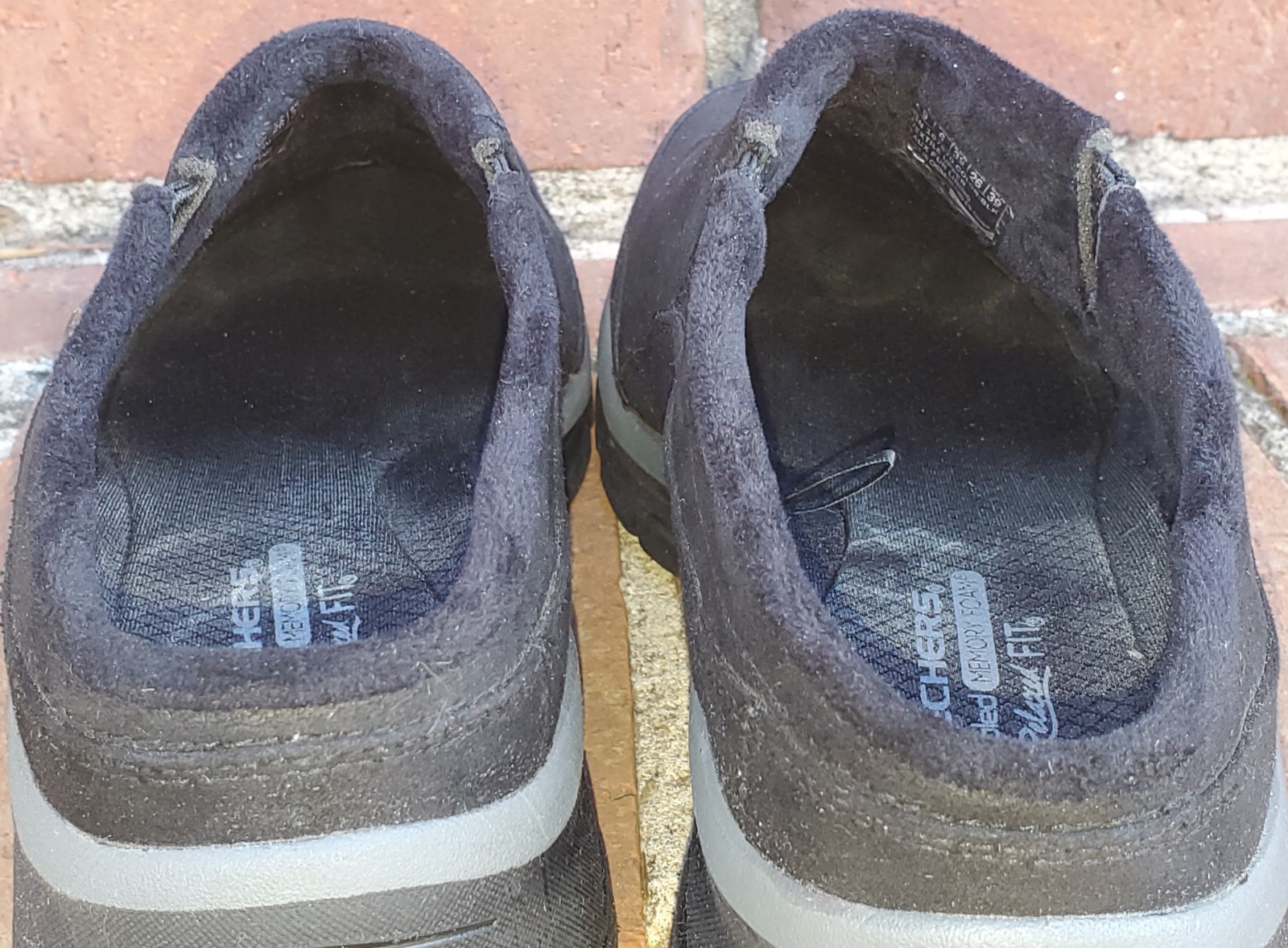 *SKECHERS*Relaxed Fit:Easy Going Latte2Clog●Black●Sz.9●Air Cooled Mem.Foam●CLEAN