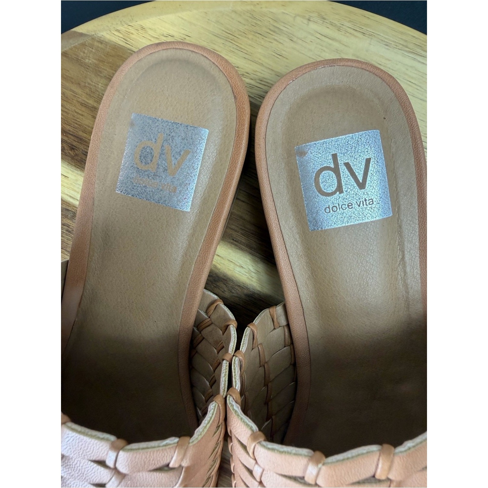 DV by Dolce Vita Istero Woven Mule Flats Tan Cognac Pointed Toe Slides Size 8