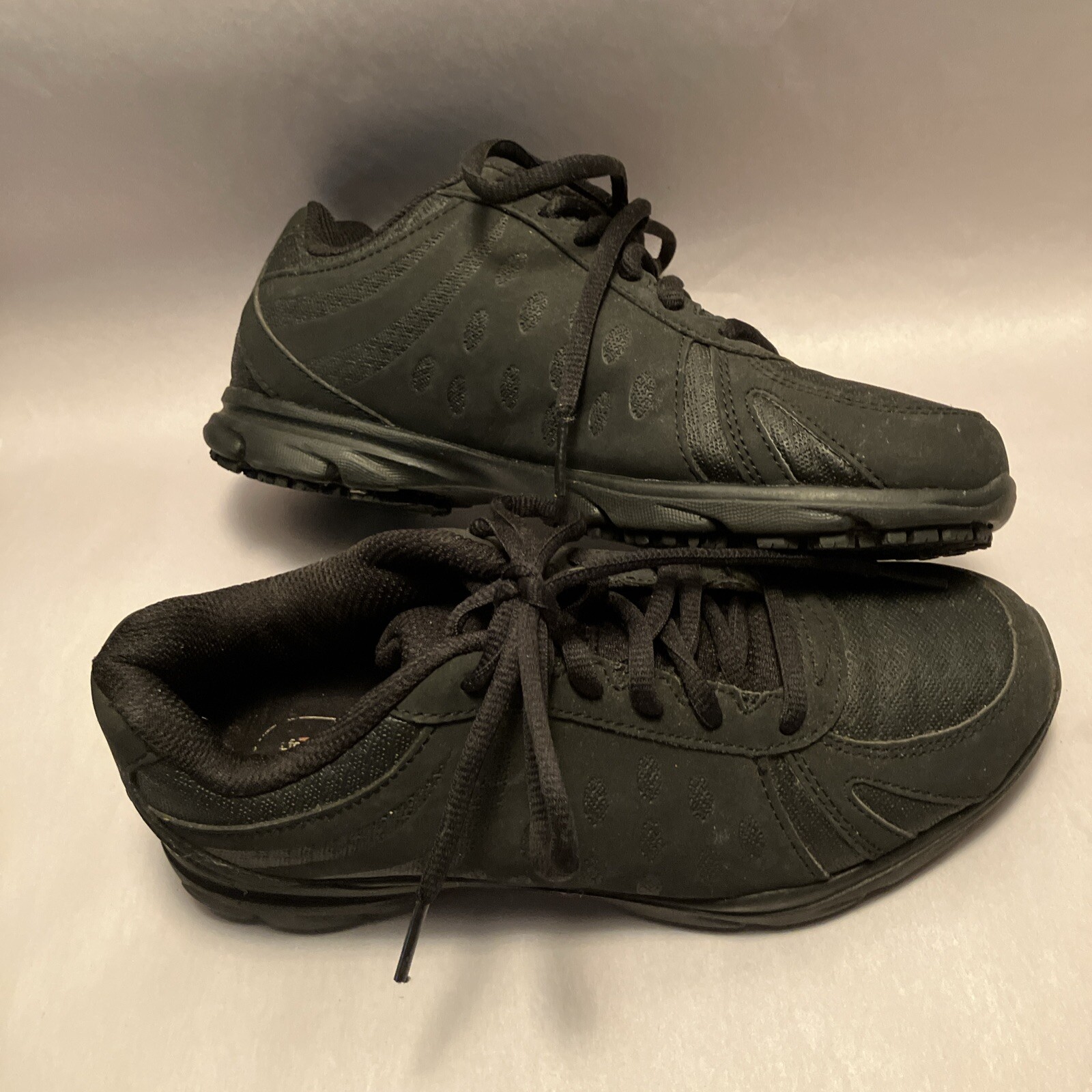 SafeTStep Comfort Women 6 Black Cushion Insole Grip Sole Comfortable Work Shoes