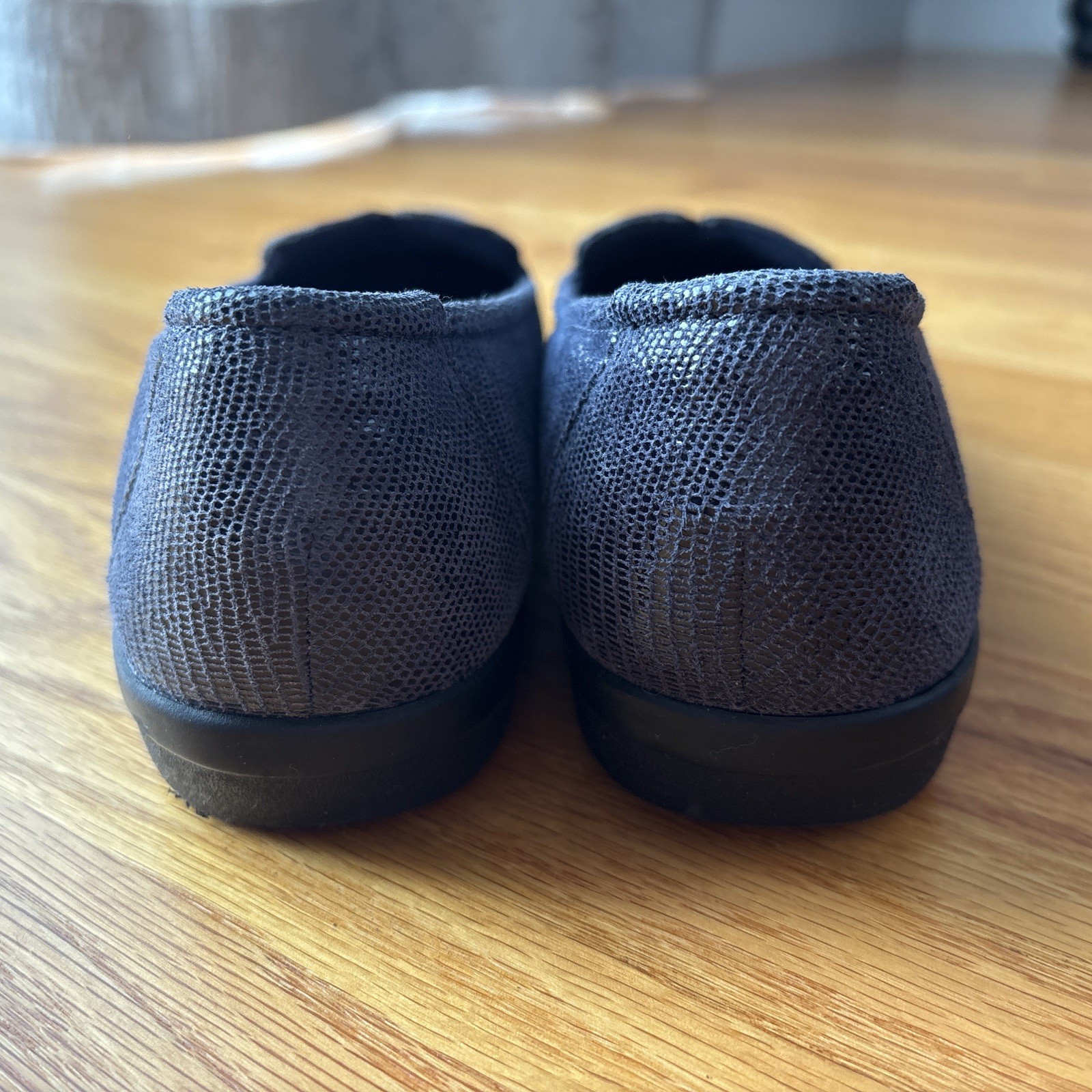 Clark’s Collection Women’s Slip-On Shoes Size 10 Navy Blue