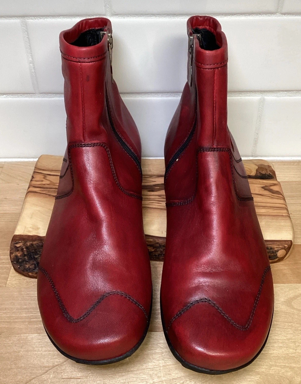 Softwaves Womens Red Leather Ankle Boots Booties Zip Zip Comfort Flat Shoes 7.5