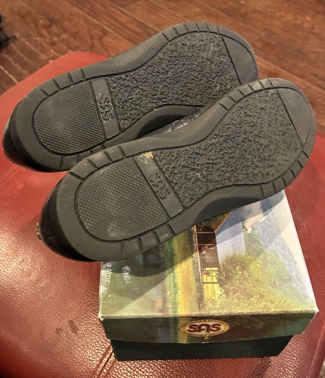 SAS Free Time Womens Shoes 8 N Navy Blue W/box Preowned