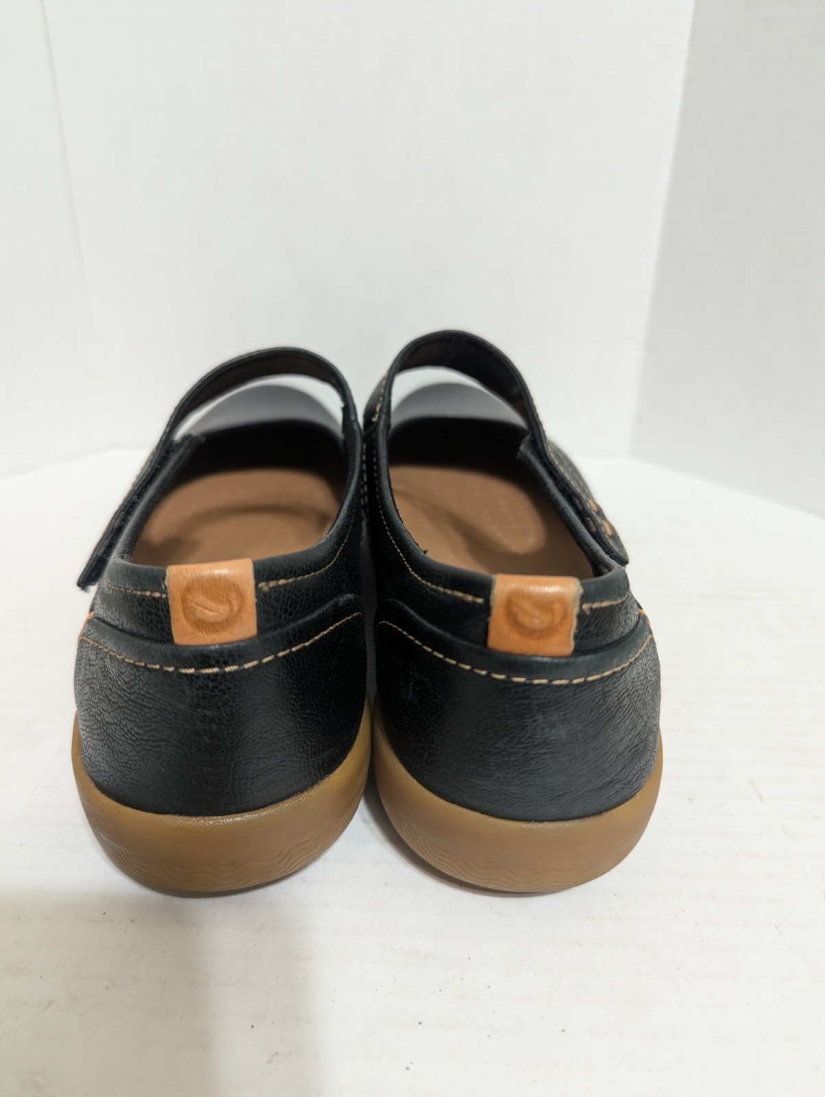 Clarks Unstructured Women’s Size 8 M Mary Jane Blue Sandals