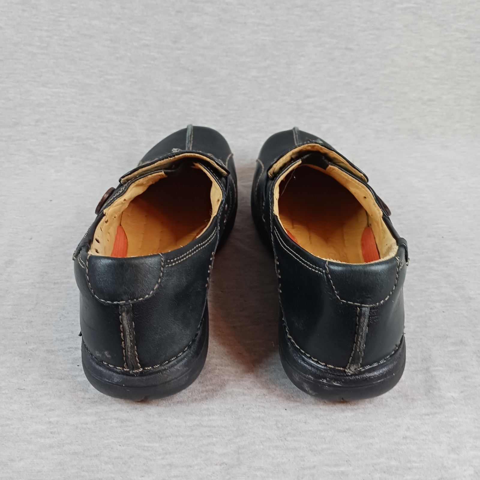 Women’s Size 7 N Clarks Unstructured Unloop Slip On Shoes Black Leather Pebble
