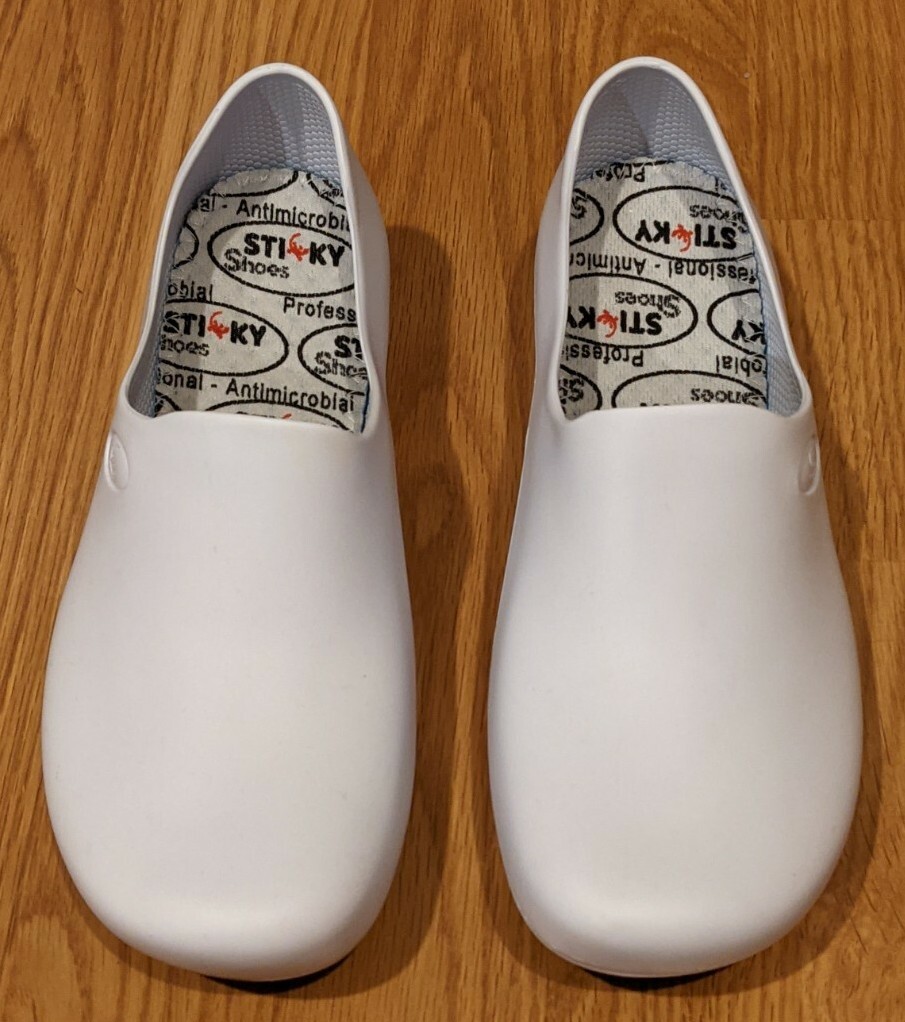 NWOT Sticky Work Shoes for Women – Waterproof Non-Slip White – 7B