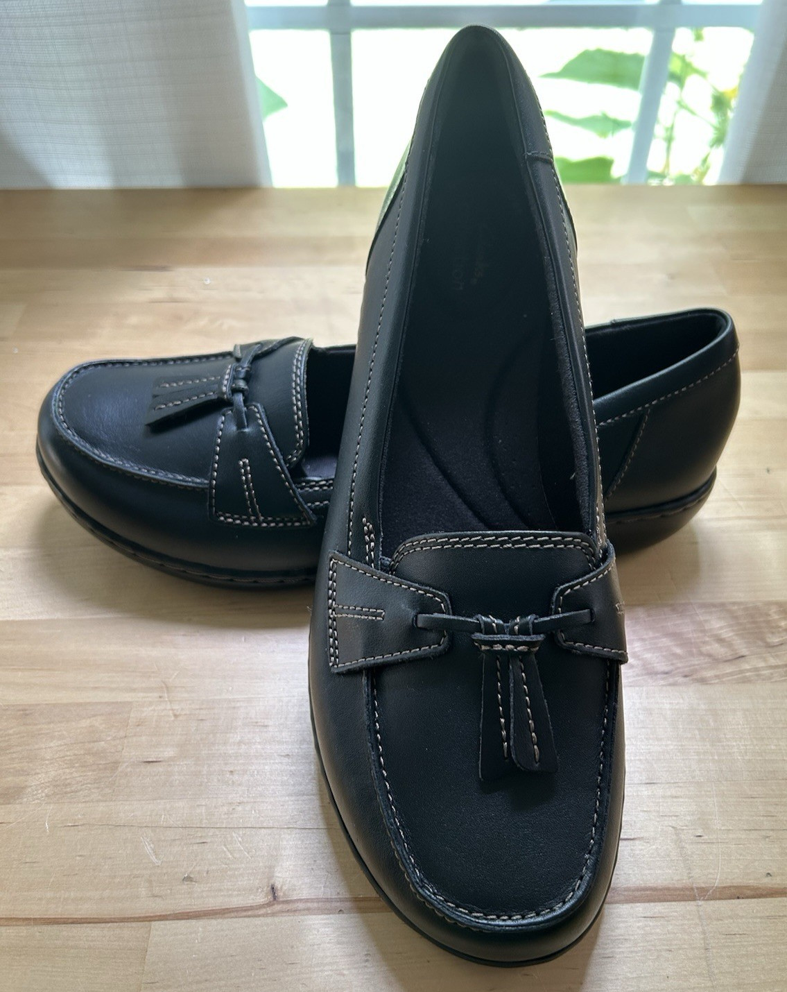 Clarks Women’s Ashland Bubble Loafer Black Size 9.5 Wide Comfort Slip On