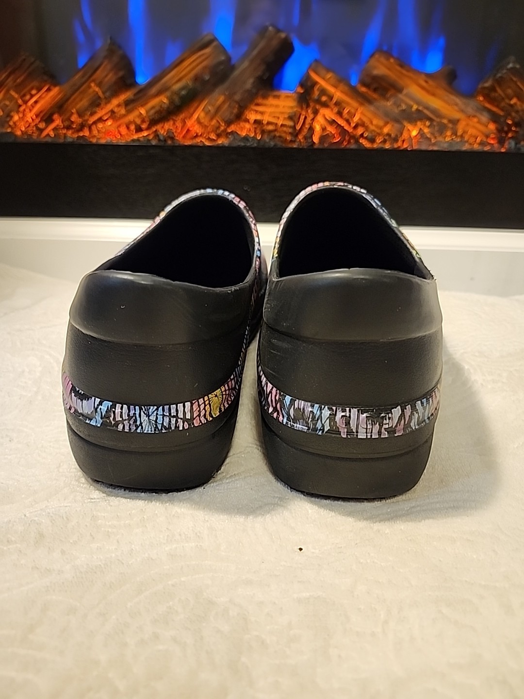 Slip on Summer Crocs neria pro ii Graphic Clog Size 11 Psychedelic Pattern Shoes
