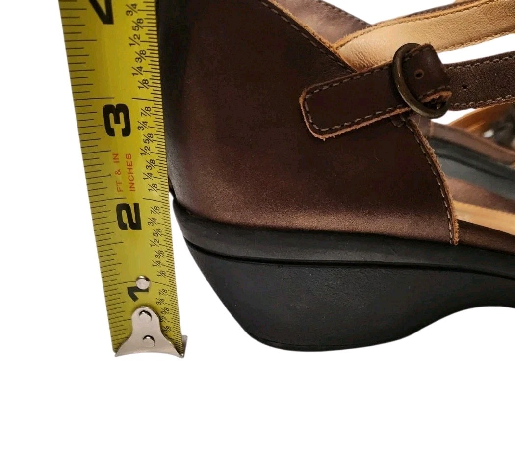 Clark’s Unstructured Strappy Leather Shoes-Sandals 8.5 M Buckle Comfort Brown