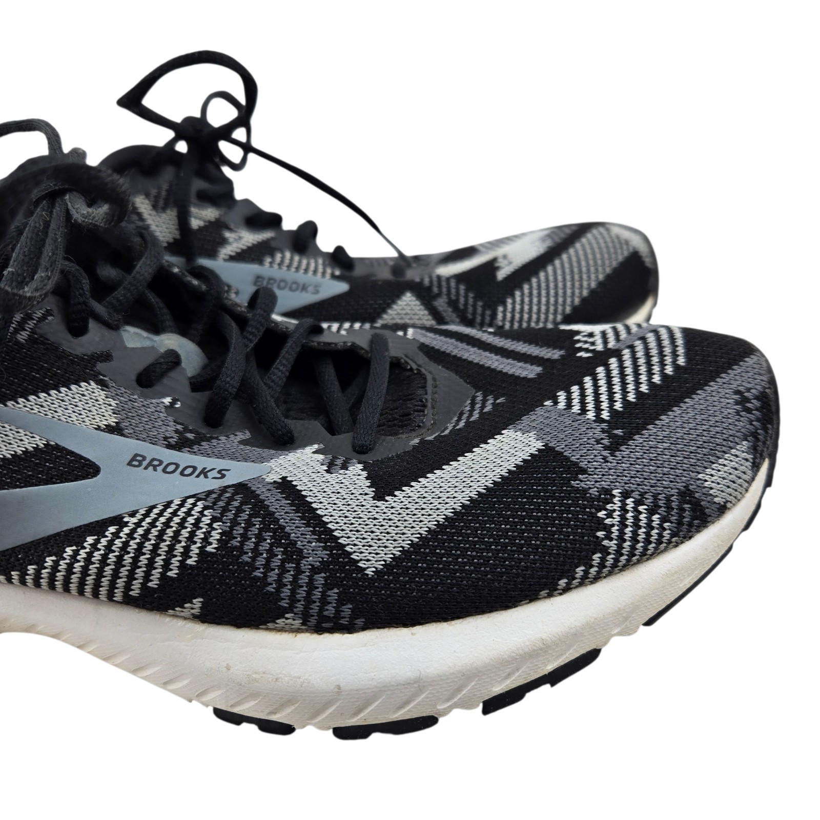 Brooks Running Shoes Womens 9.5 Launch 6 Black Gray Geometric Athleisure Comfort
