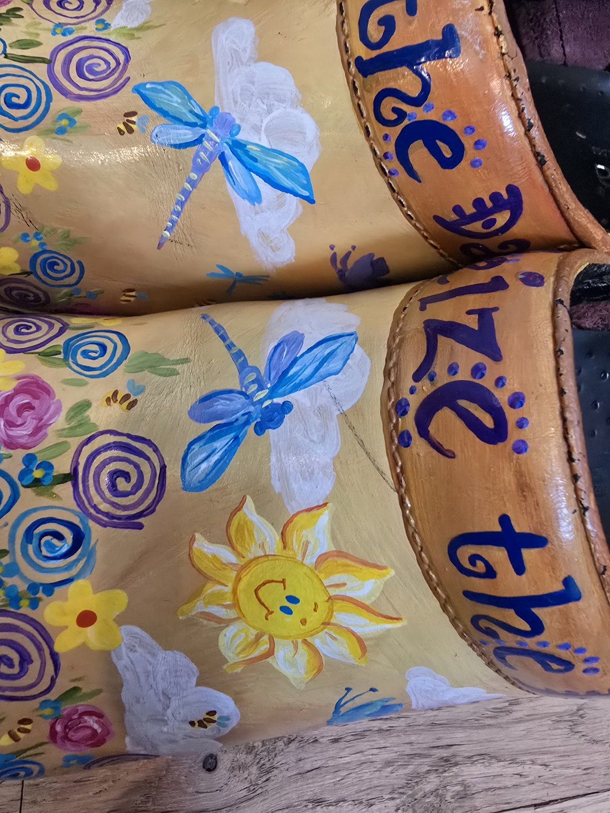 Sanita The Original Danish Clog Hand Painted Clogs Size 39 EUR / 8 USA