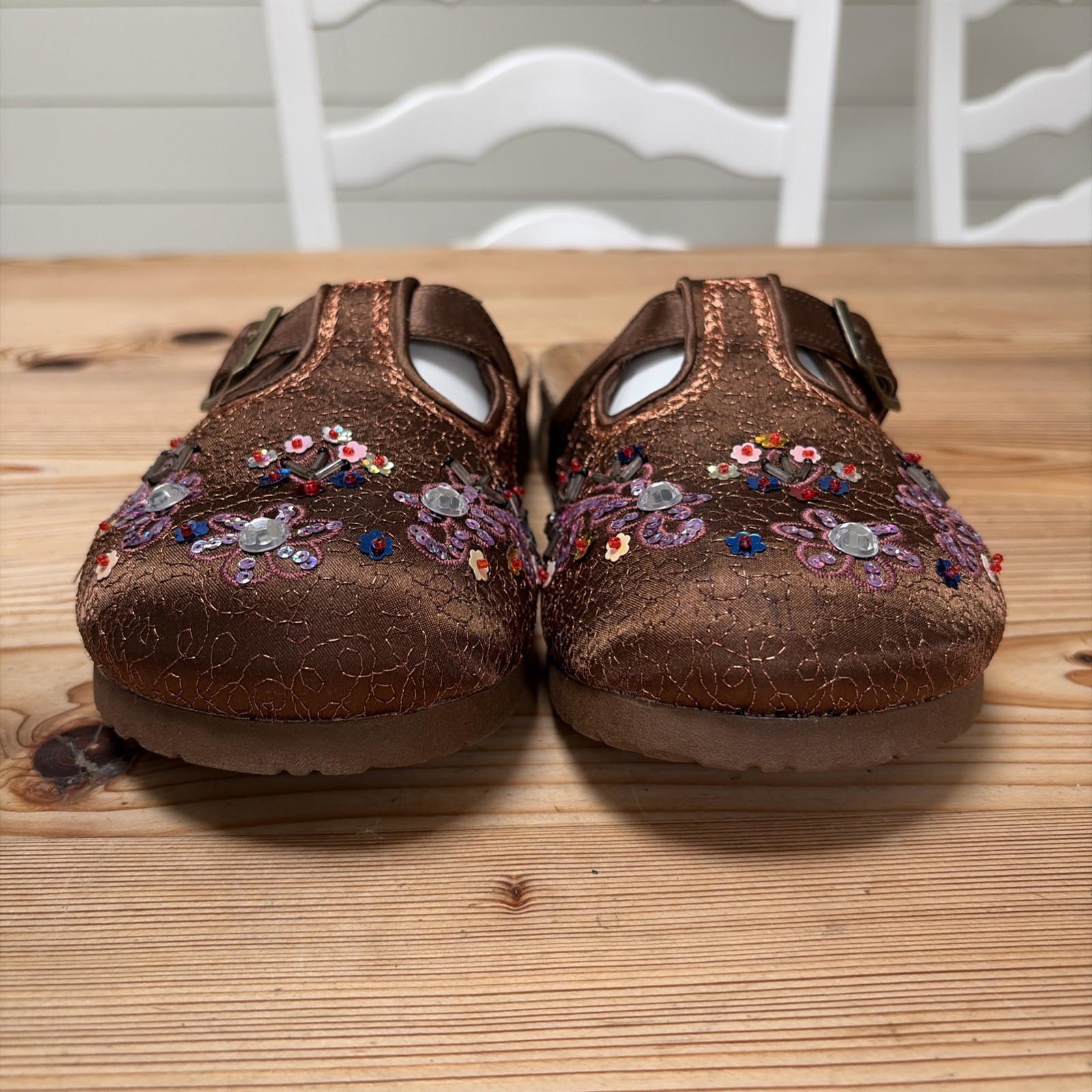 New Y2K Skechers Satin Clogs Beaded Embroidered Slide Shoe Comfort Sz 8.5