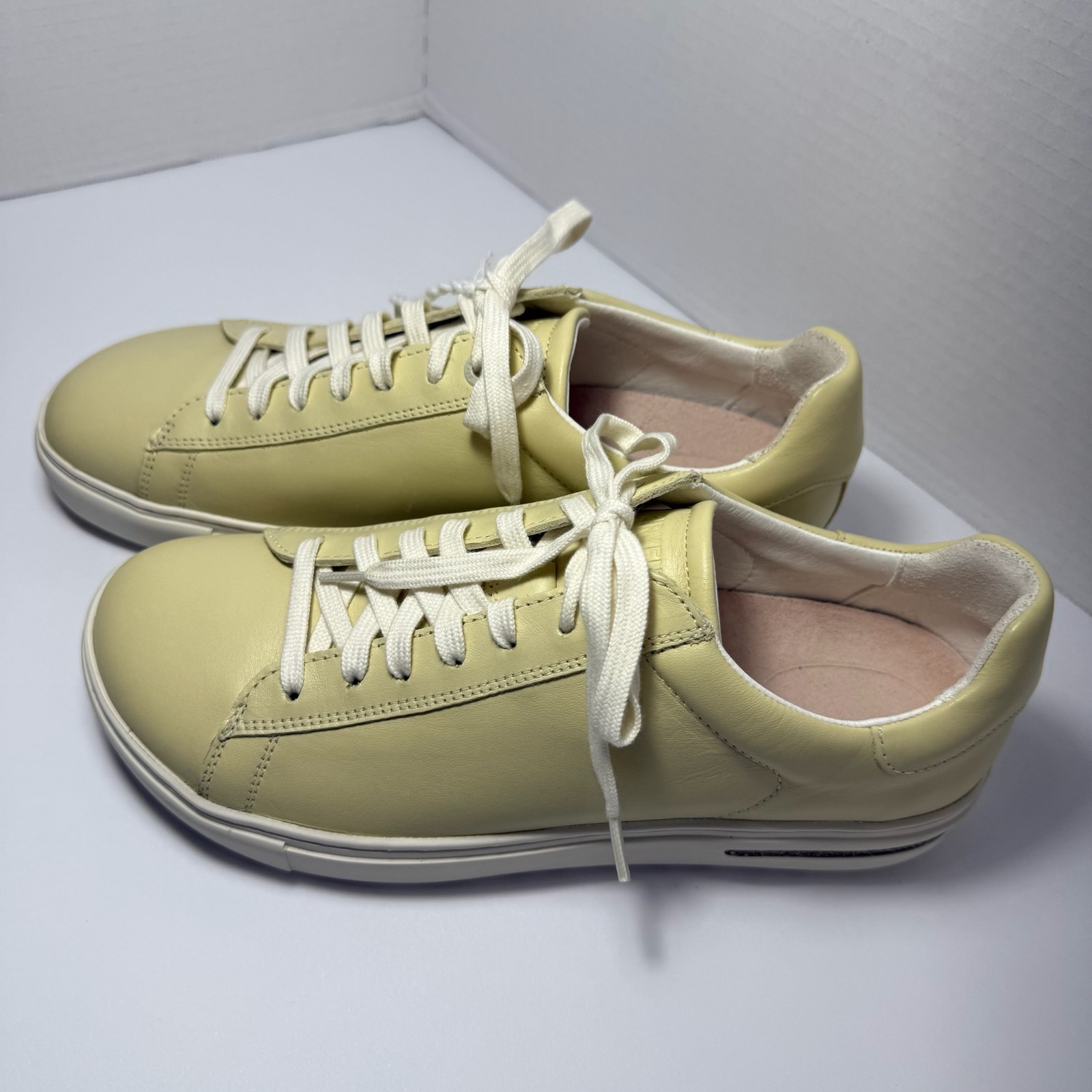 Birkenstock Bend Low Womens Shoes SZ 8 / 8.5 Comfort Butter Leather Sneakers NWT