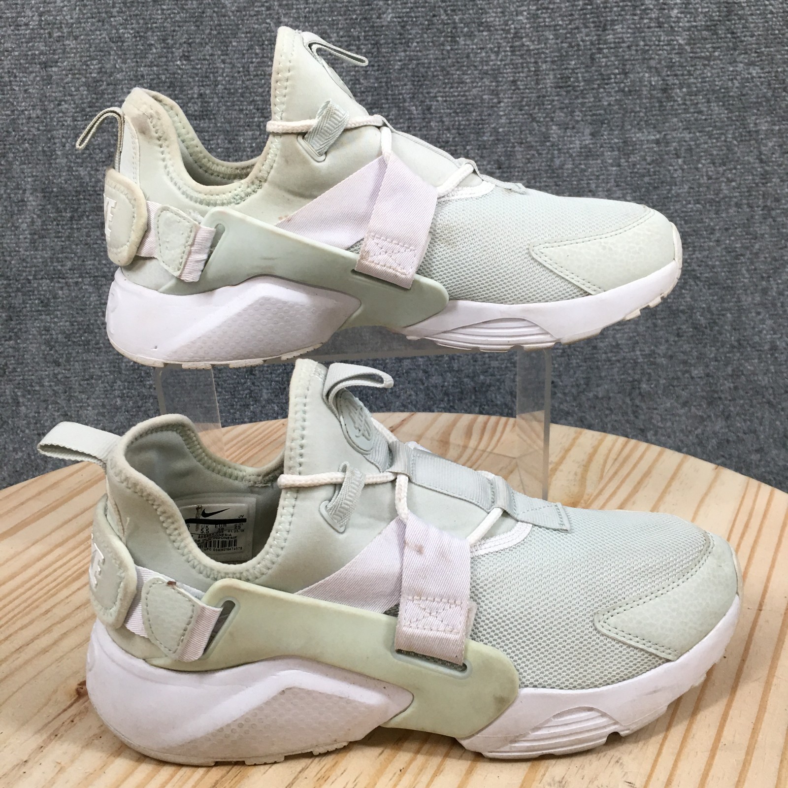 Nike Shoes Womens 8 Air Huarache City Low Sneakers Green Mesh Lace Up AH6804-005