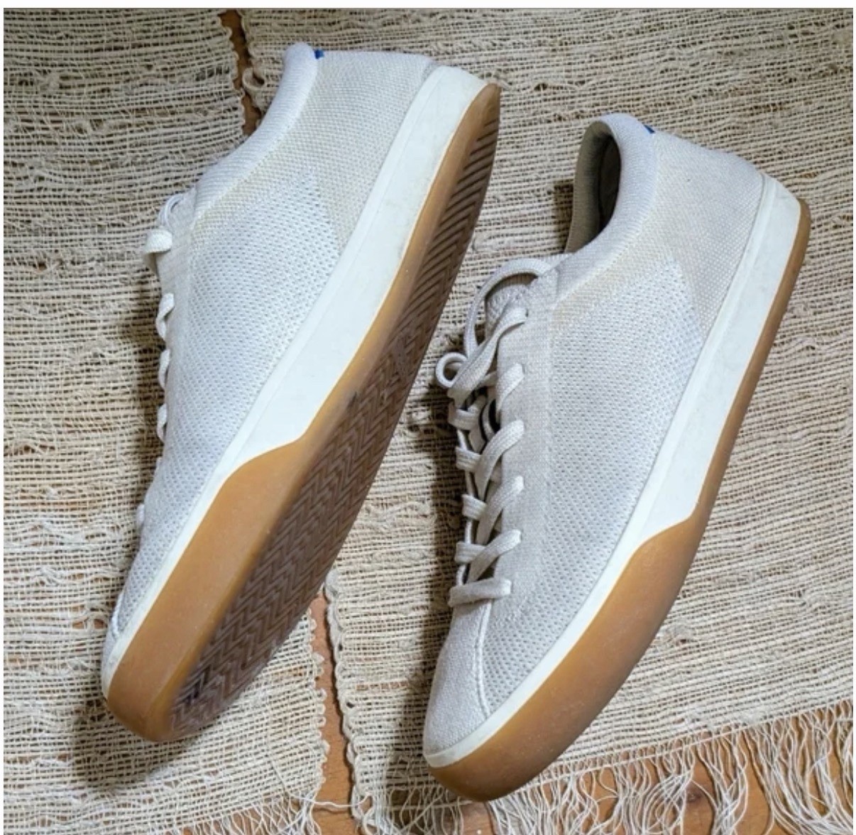 Rothy’s Women’s Lace Up Sneakers Blonde size 9.5 – worn once