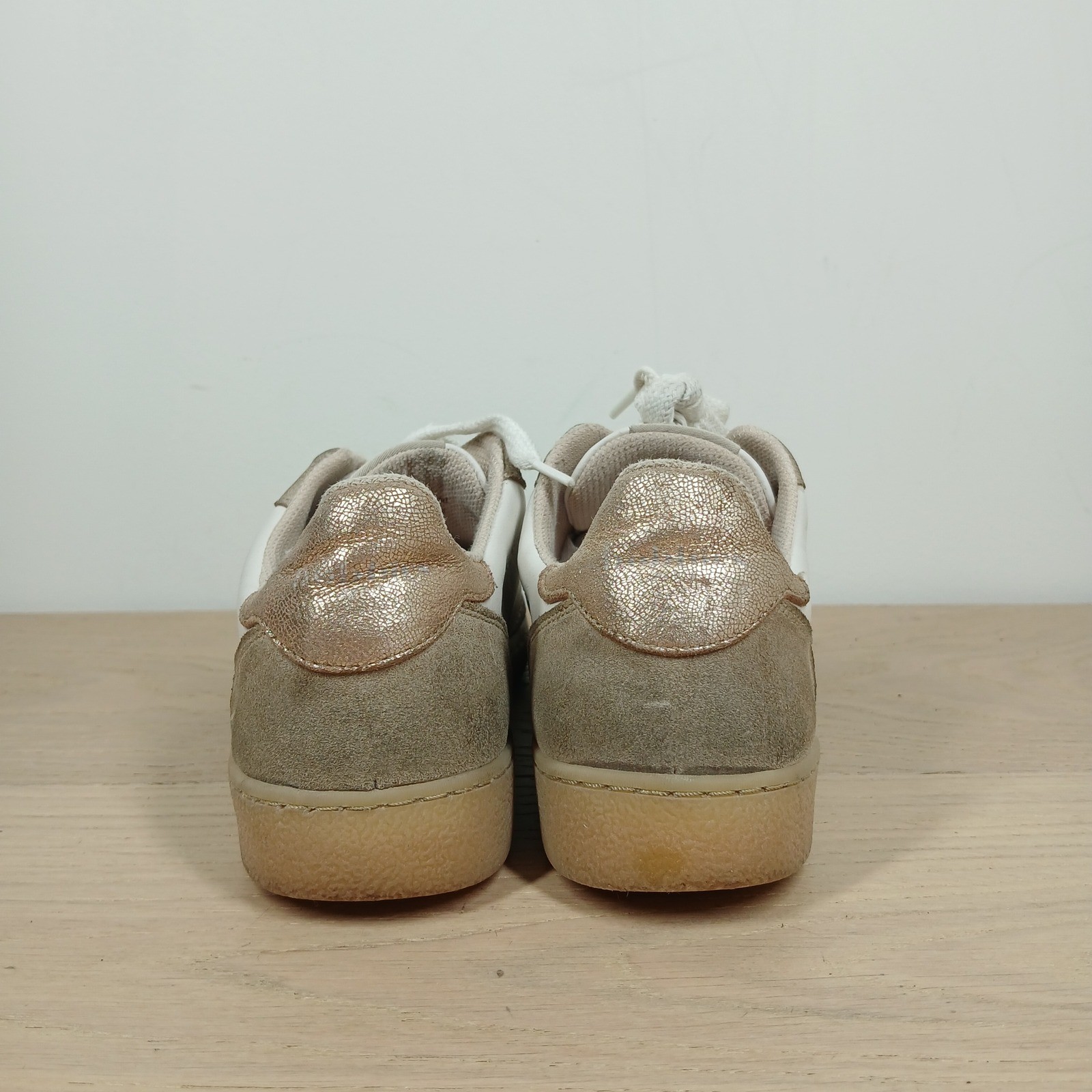 Bobbies Paris Sneakers Women 7 White Beige Leather Suede French Minimalist