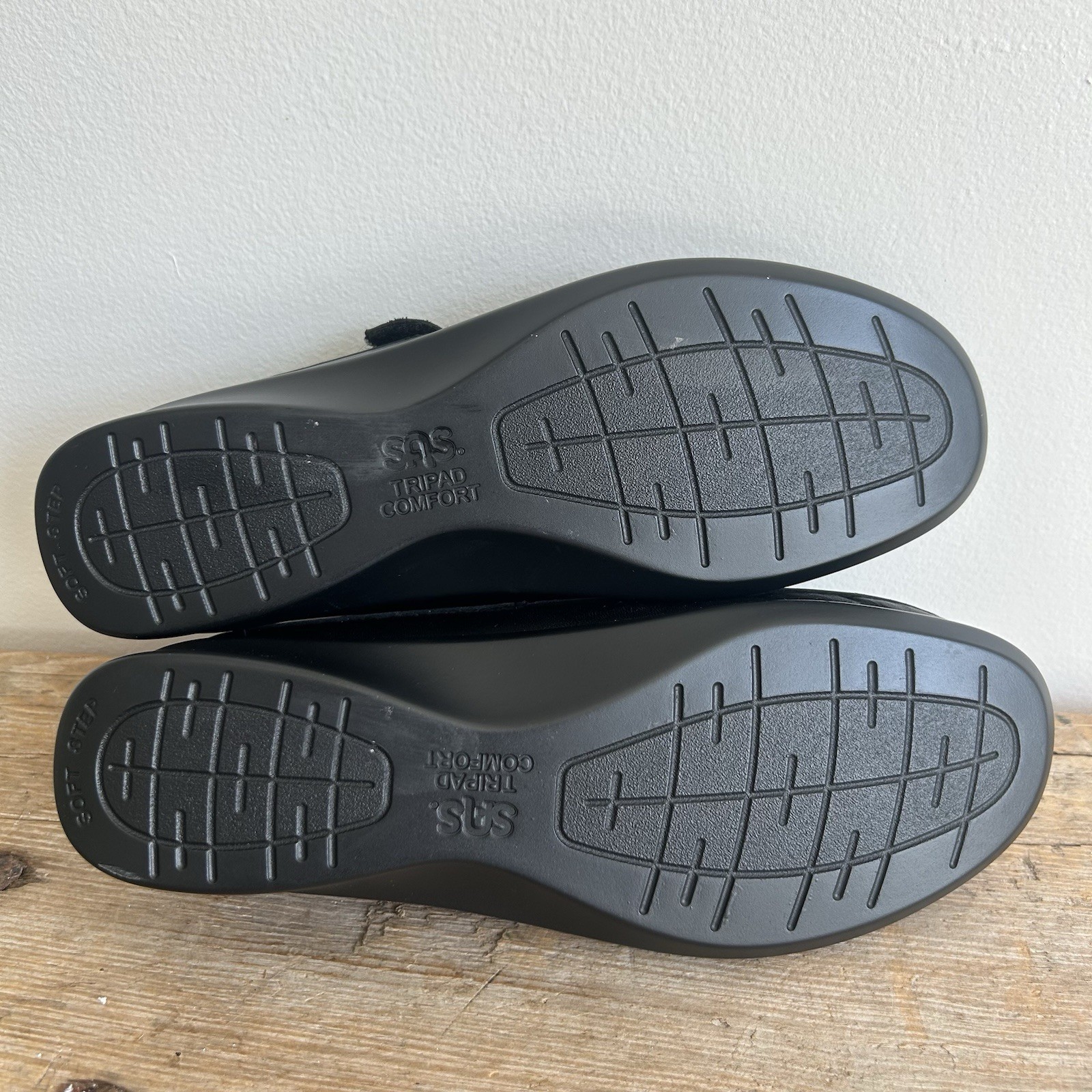 SAS Tripad Comfort Roamer Shoe Women’s 6 S Black Leather T-Strap Loafer MSRP 198