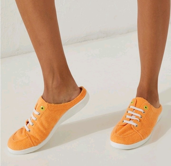 Vionic Beach BREEZE Sz 7.5 Wide Mule Slip On Orange 7.5w Terry Cloth Sneakers