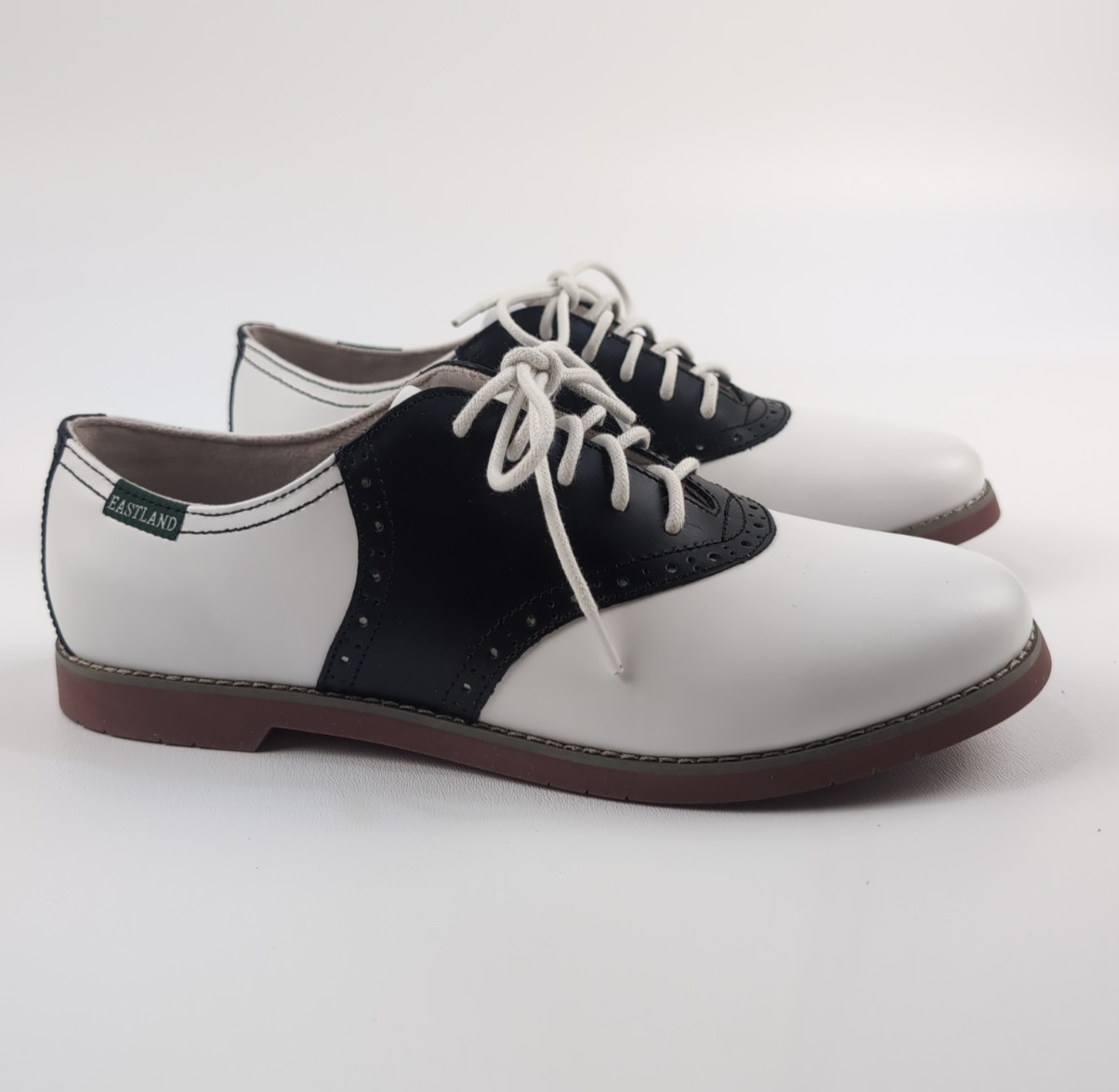 Eastland Sadie Women’s 8.5M Saddle Oxford Black & White Leather Jazz Dance Shoes