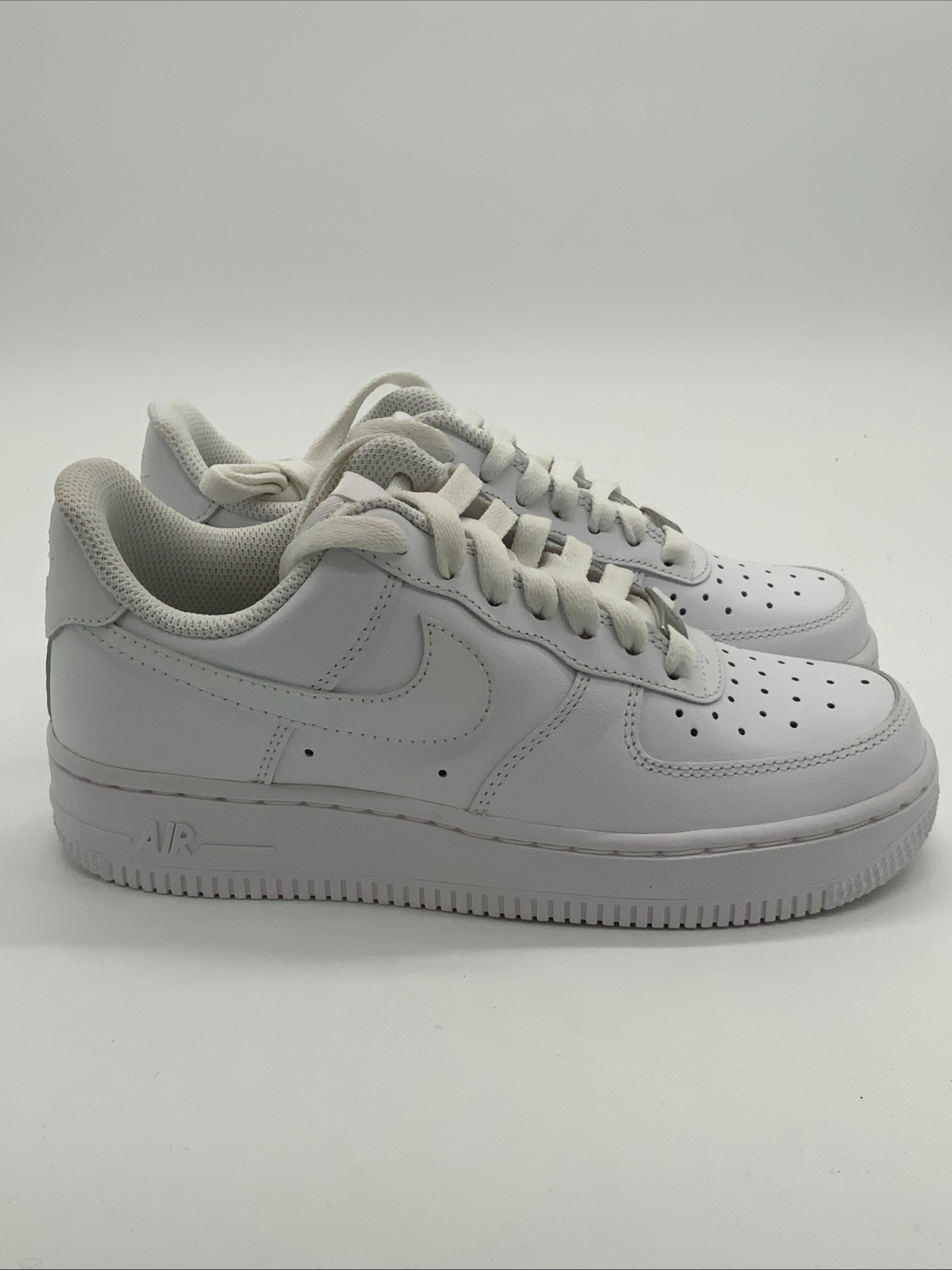 Nike Women Air Force 1 DD8959-100 White Leather Shoes Size 5