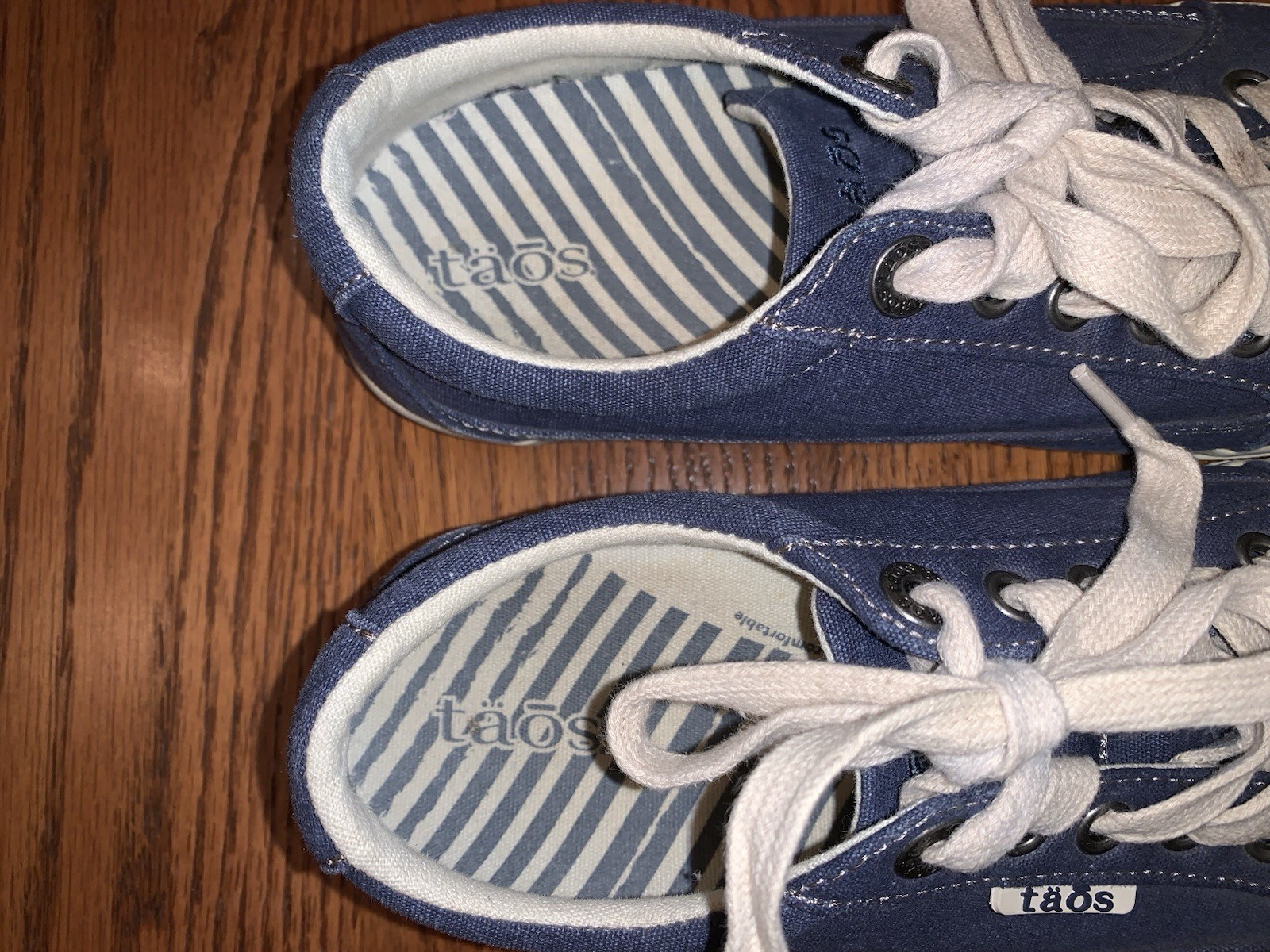 EXC Taos Moc Star Shoes Sneakers Womens 6.5 Blue Washed Denim Casual Comfort