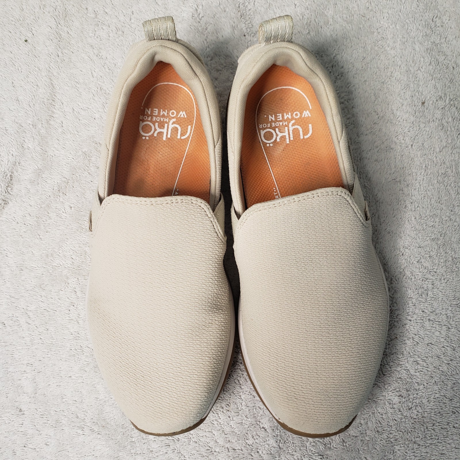 Ryka Echo Slip On Walking Shoes Women’s 6.5 W Cream Arch Support Lightweight