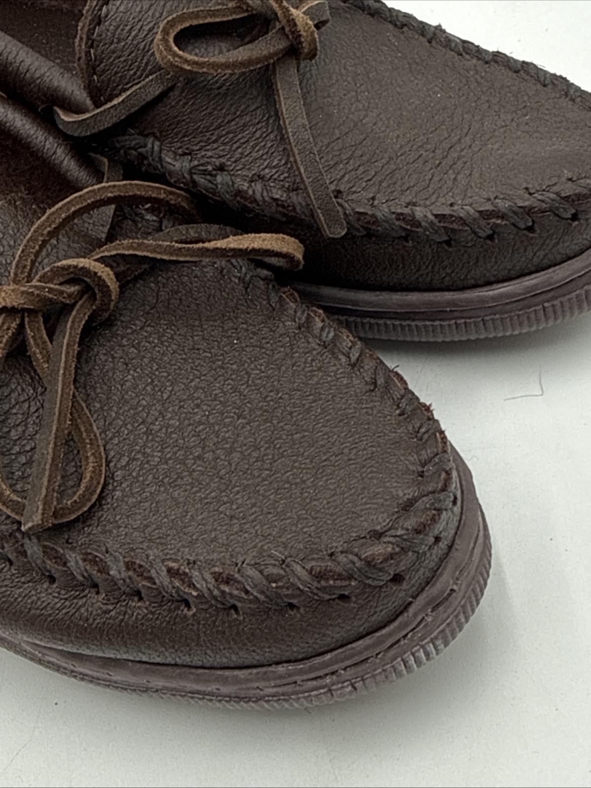 Minnetonka Brown Espresso Hardsole Moccasins 492 Size 8.5 – EUC