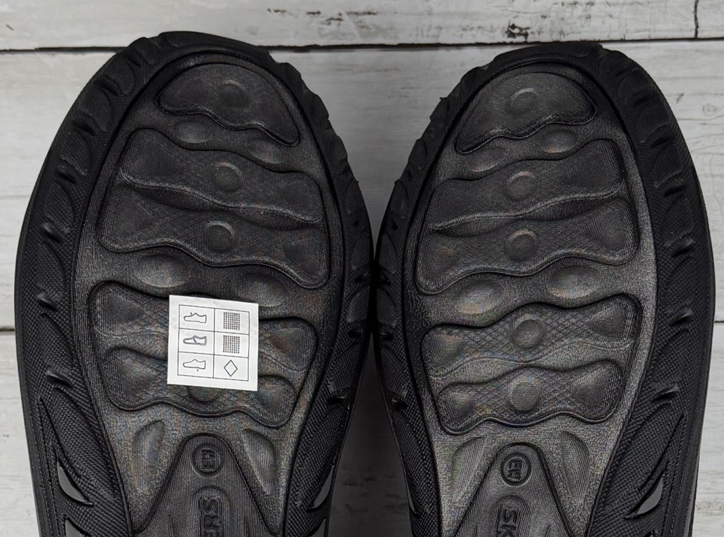 Skechers Air Cooled Memory Foam Shoes Womens 8.5 W Black Reggae Fest Willows NEW