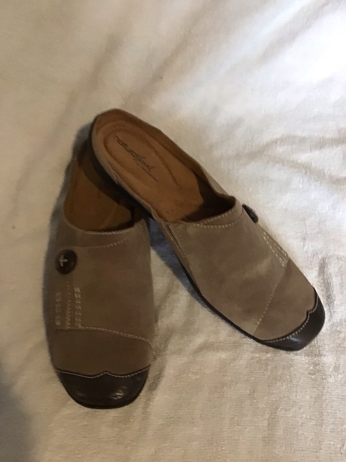 NATURAL SOUL by Naturalizer Button Brown Suede Slip-On Mule Shoes Women Sz 9.5 M