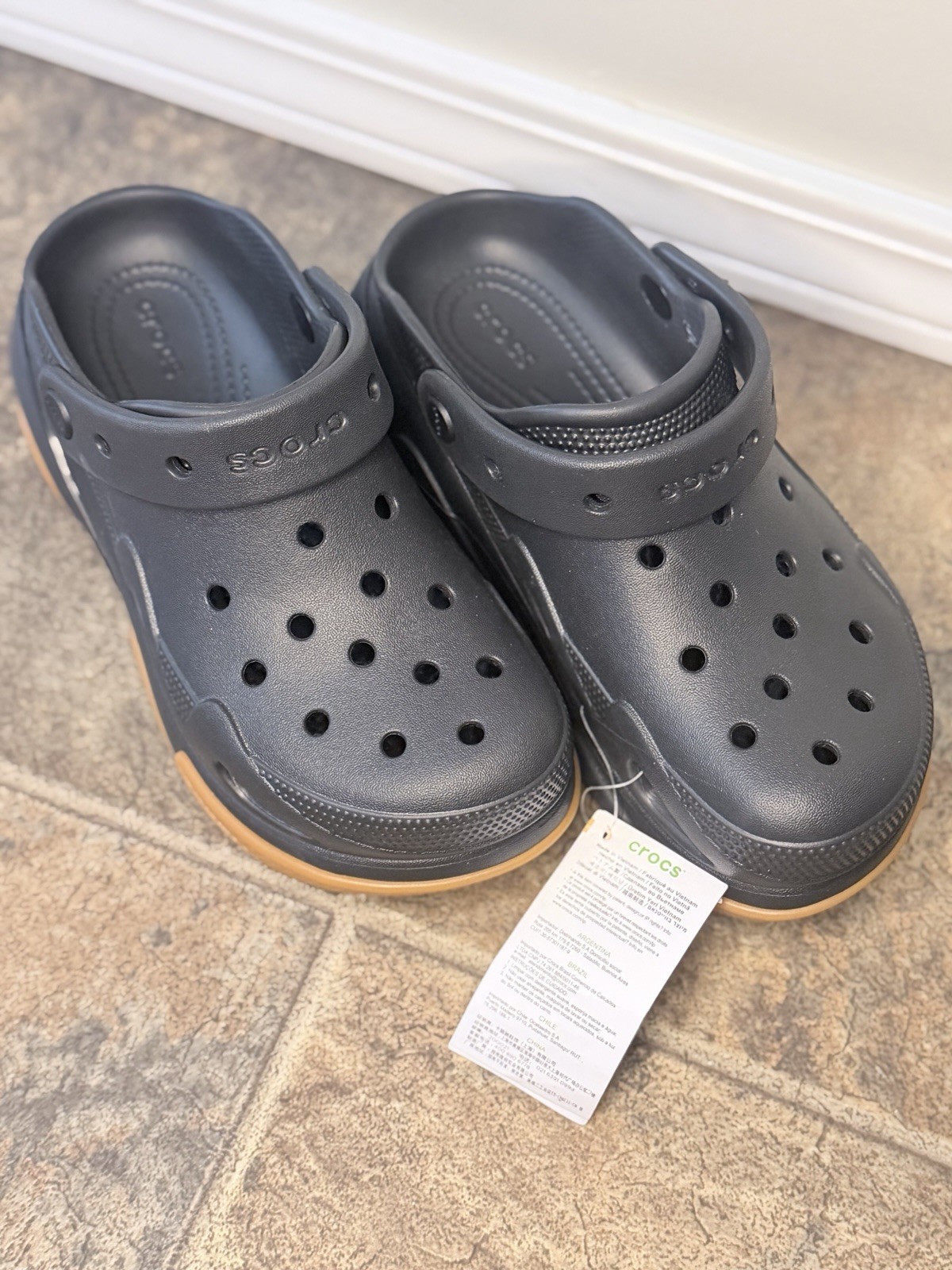 Crocs Bubble Crush Clog Size M:5 W:7 *NEW*
