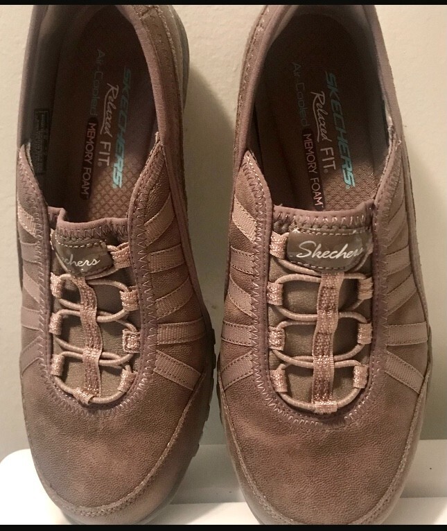 SKECHERS RELAXED FIT ADORING DARK TAUPE