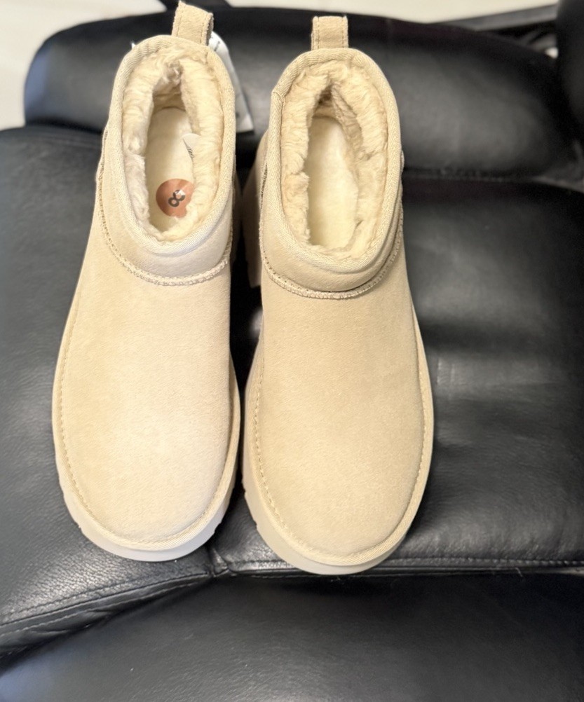 UGG CLASSIC ULTRA MINI NEW HEIGHTS Platform. Boots Mustard Seed WOMENS US 8