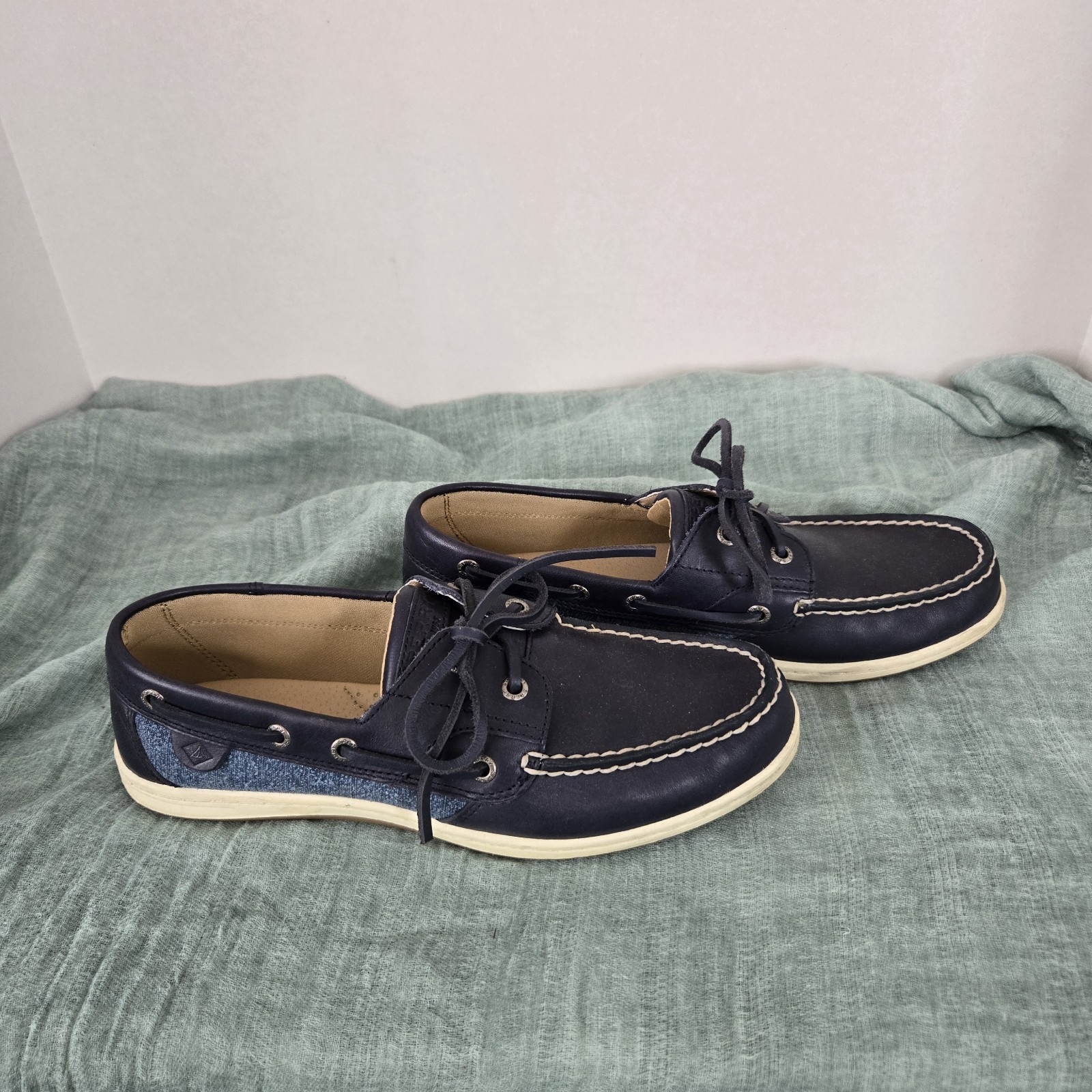 Sperry Top Sider Koi fish Leather Boat Shoes STS88208 Navy Blue Women’s Size 9.5